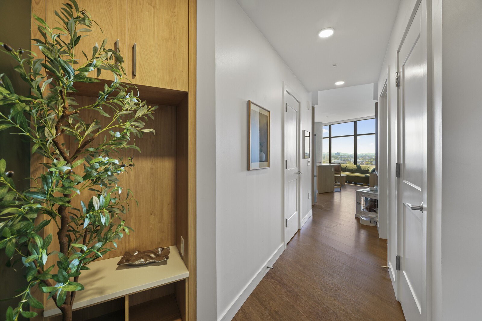 1212 Demonbreun St Property Photo 3