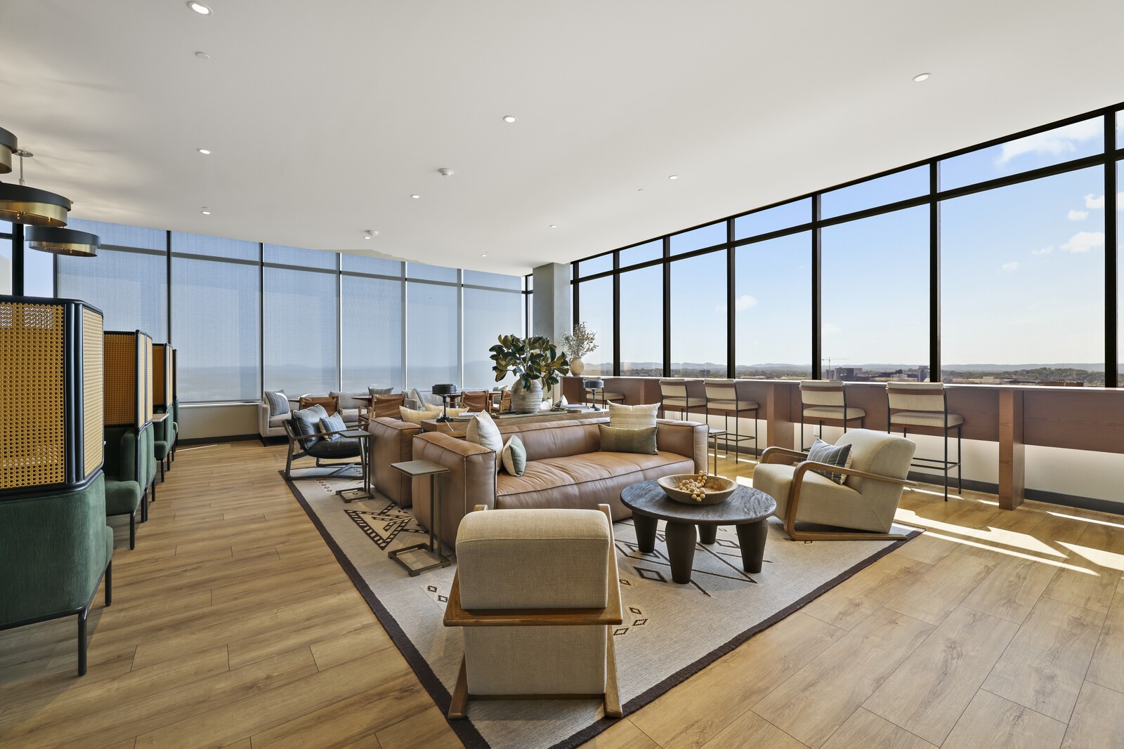 1212 Demonbreun St Property Photo 28