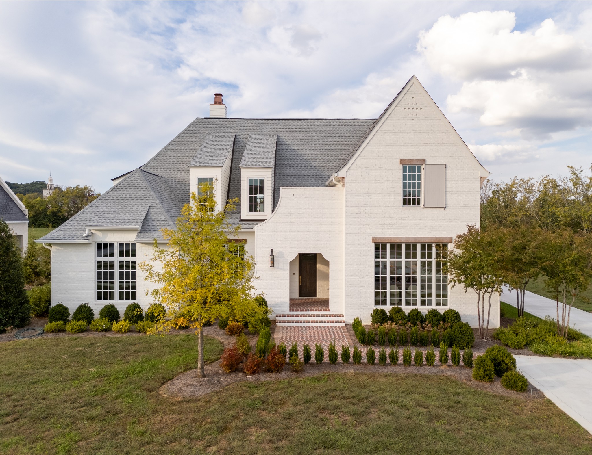 6034 Frazier Park Ln Property Photo 1