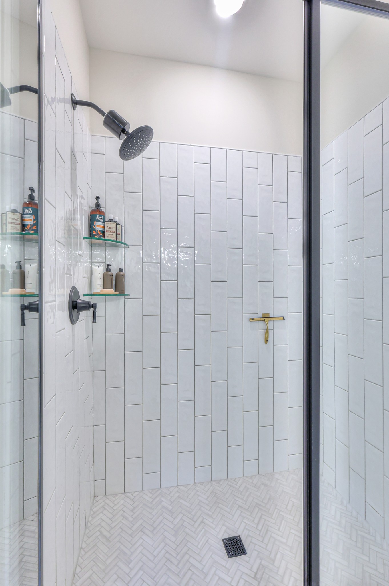 5611 Carney Ln Property Photo 36