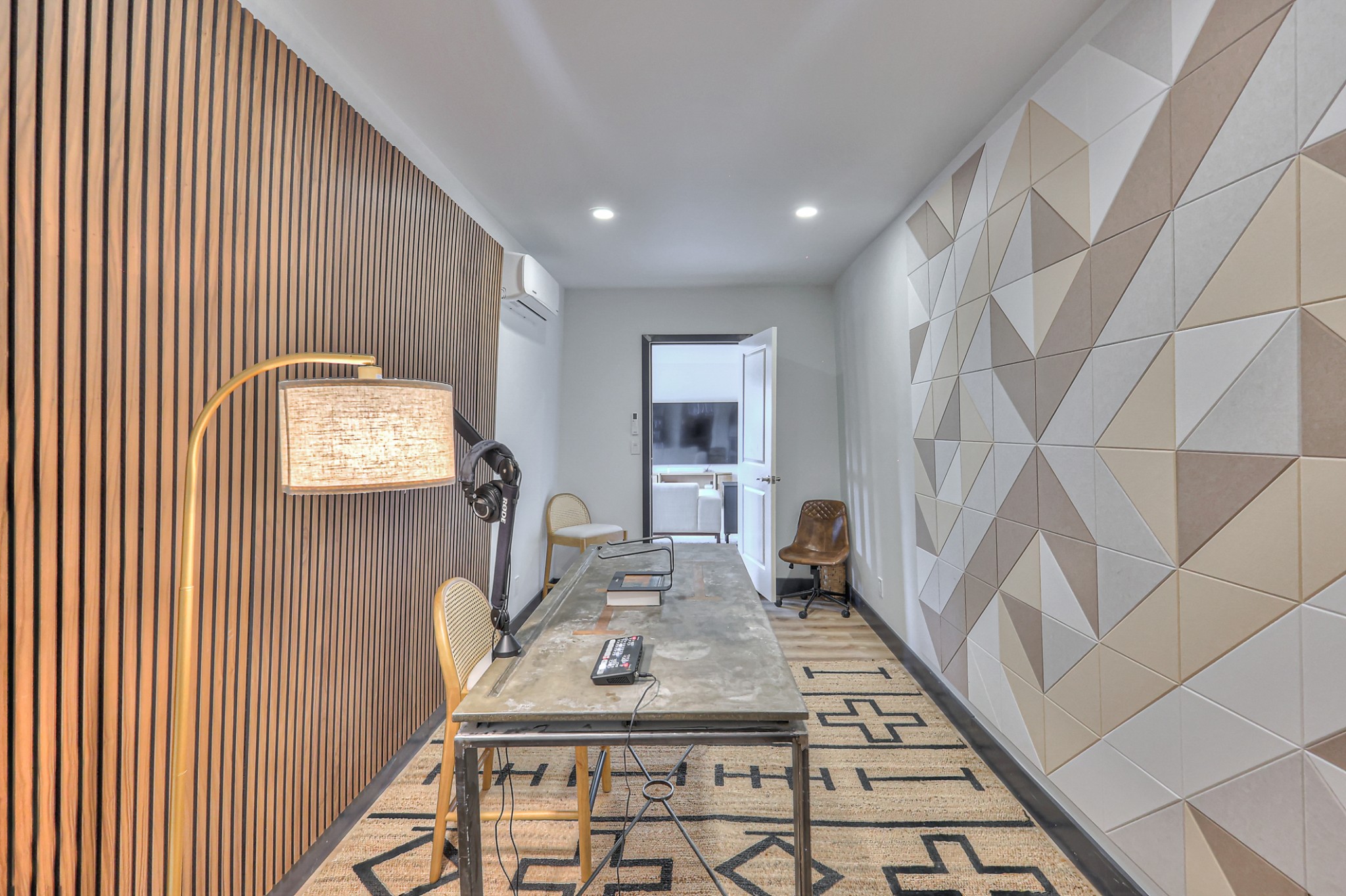 5611 Carney Ln Property Photo 51