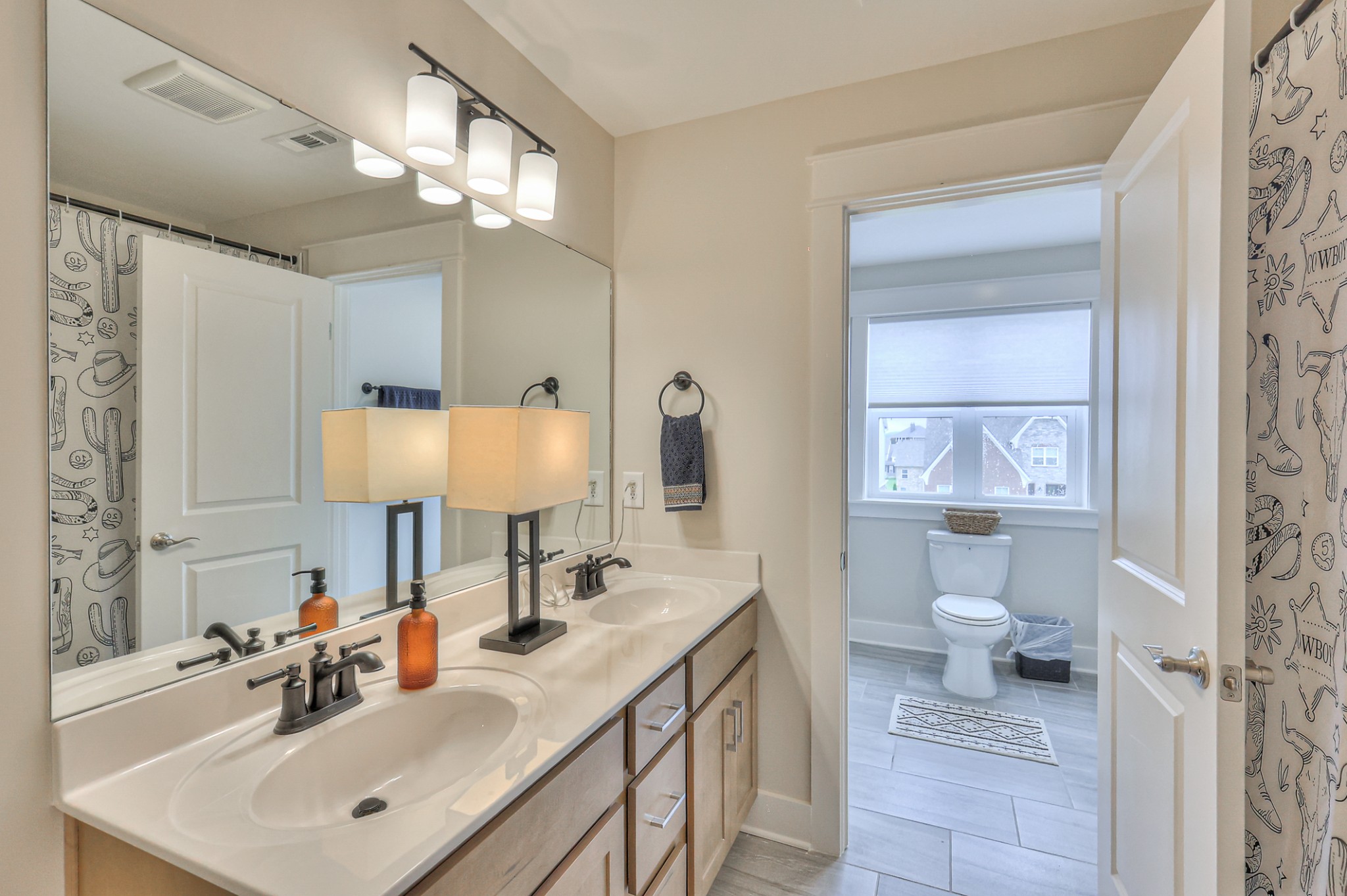 5611 Carney Ln Property Photo 58