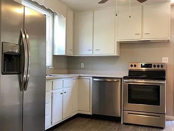 2726 Wellman Dr Property Photo 3