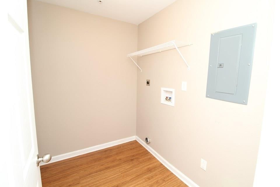 704 Donelson Parkway Property Photo 4