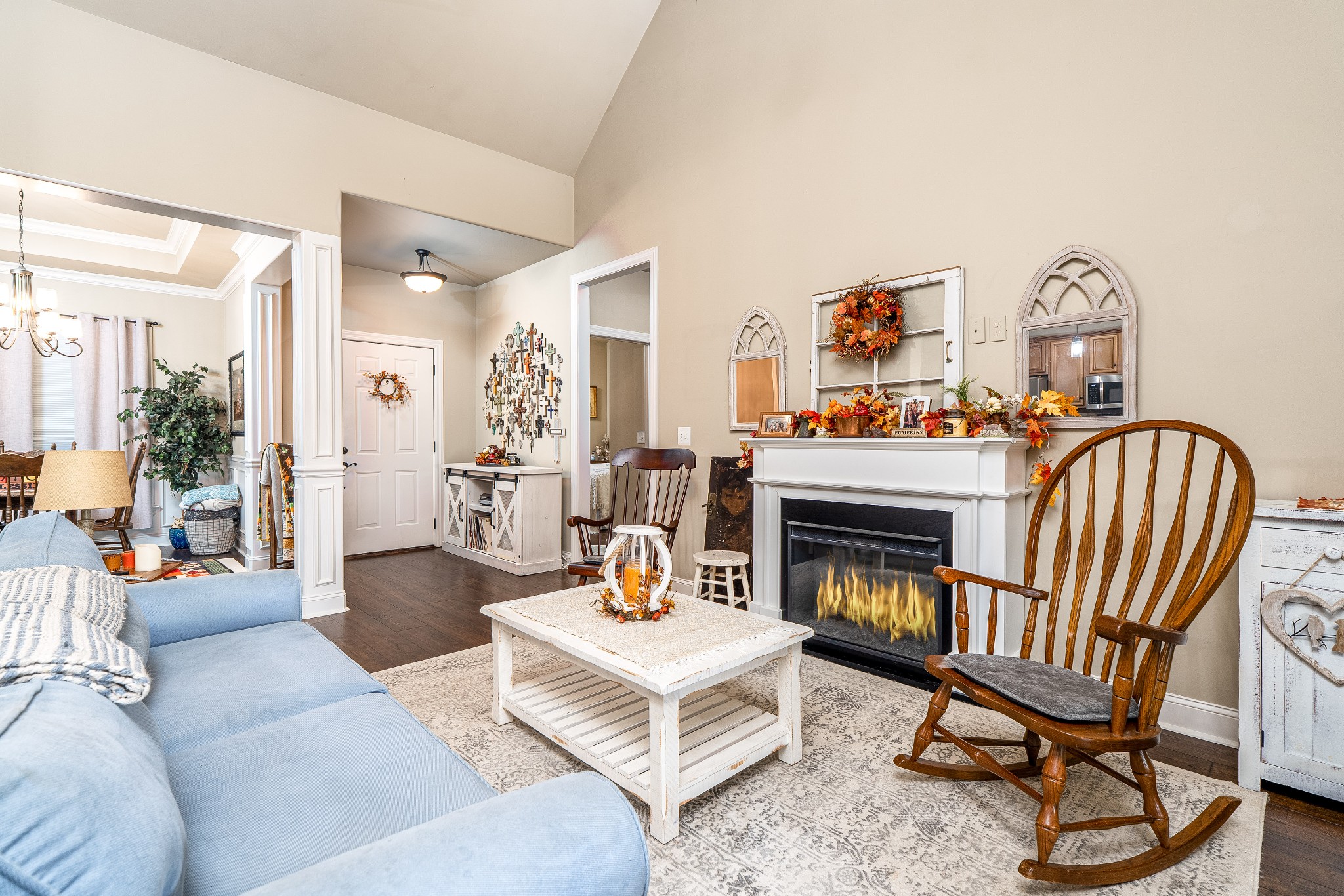 1855 Lochlann Dr Property Photo 6