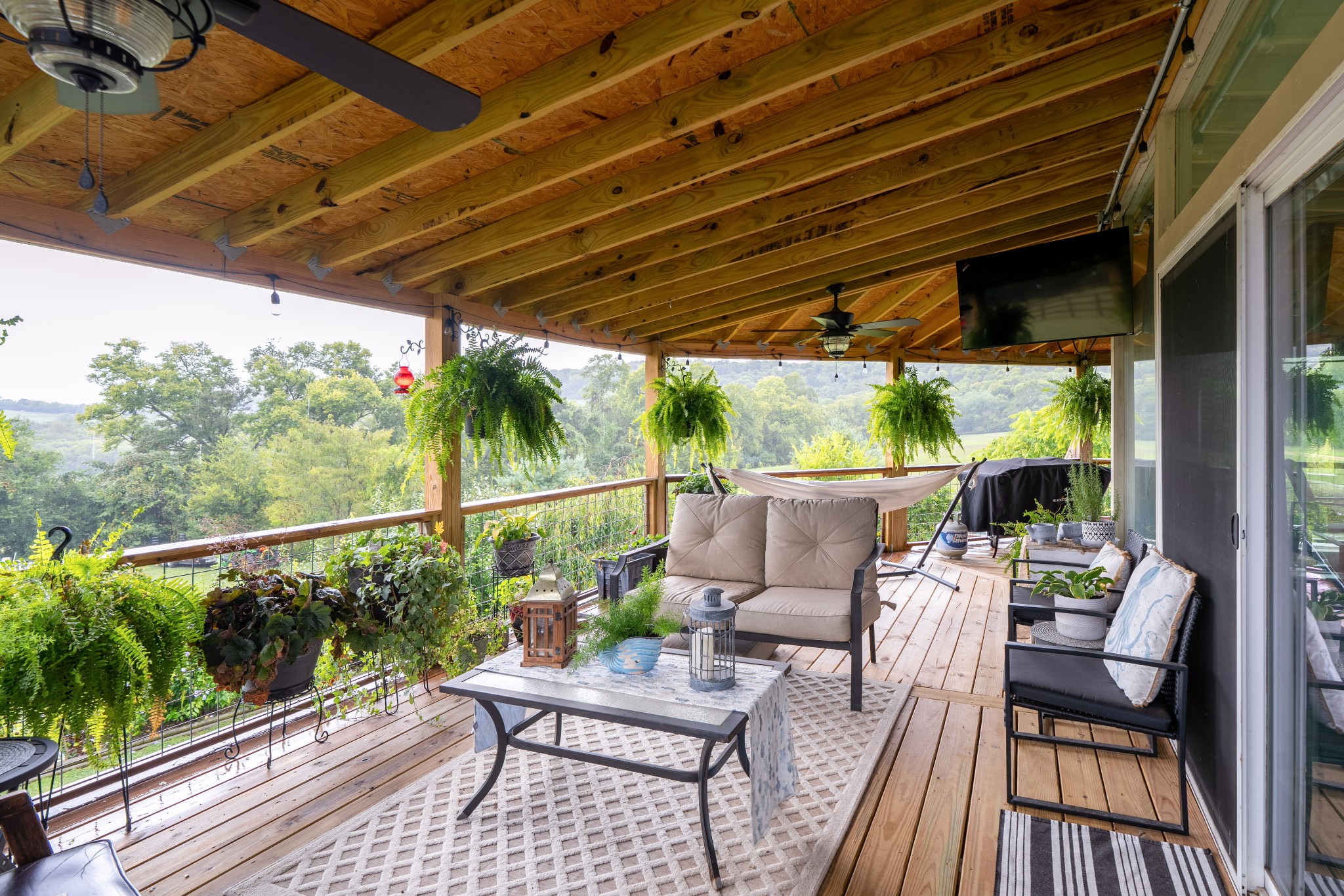 1855 Lochlann Dr Property Photo 29