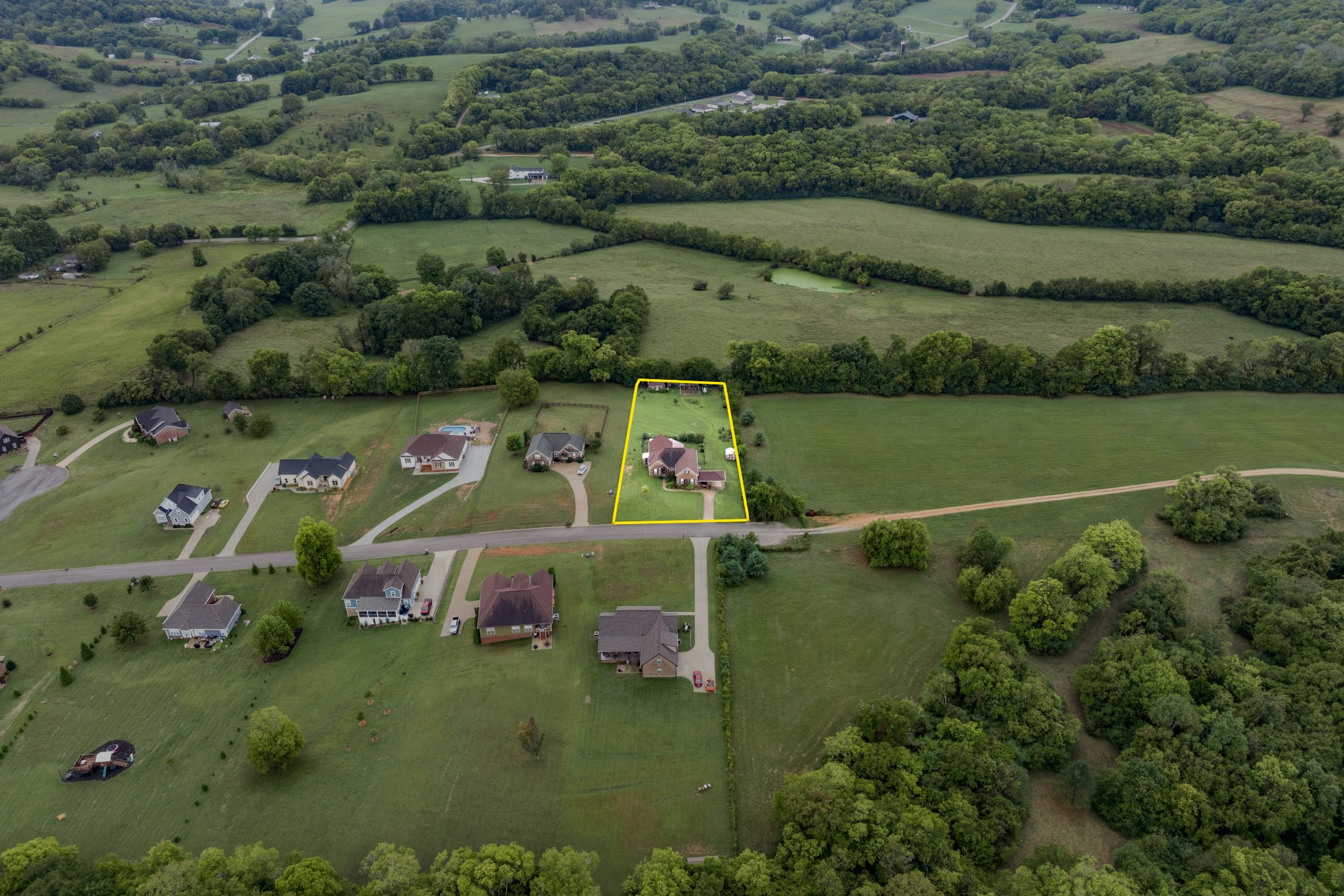 1855 Lochlann Dr Property Photo 37