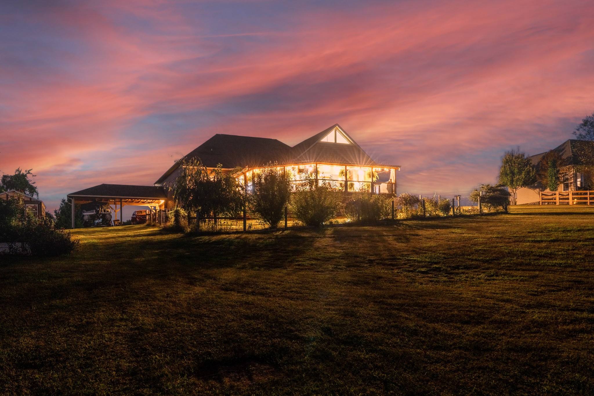 1855 Lochlann Dr Property Photo 42