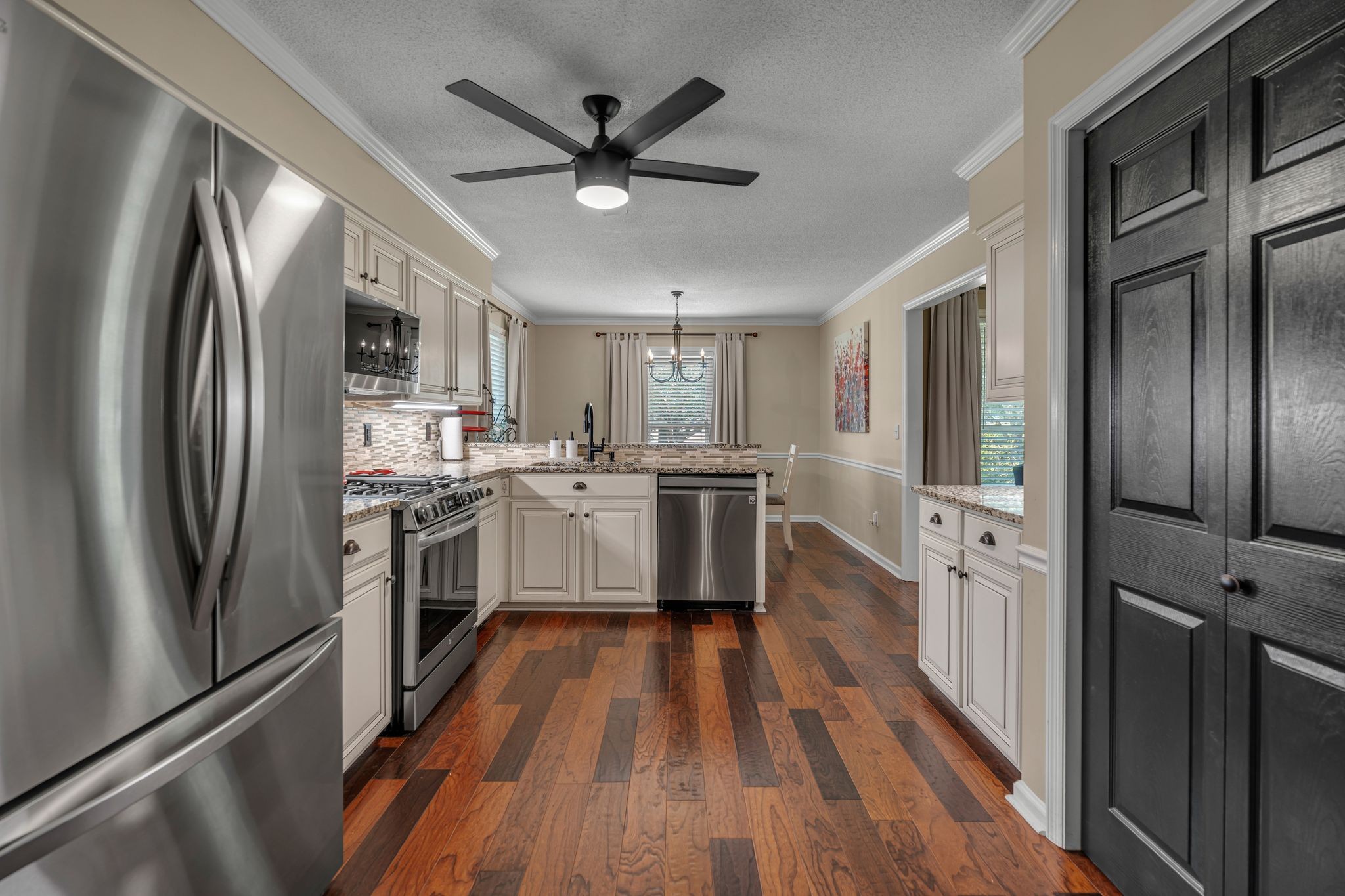 801 Douglas Dr Property Photo 11