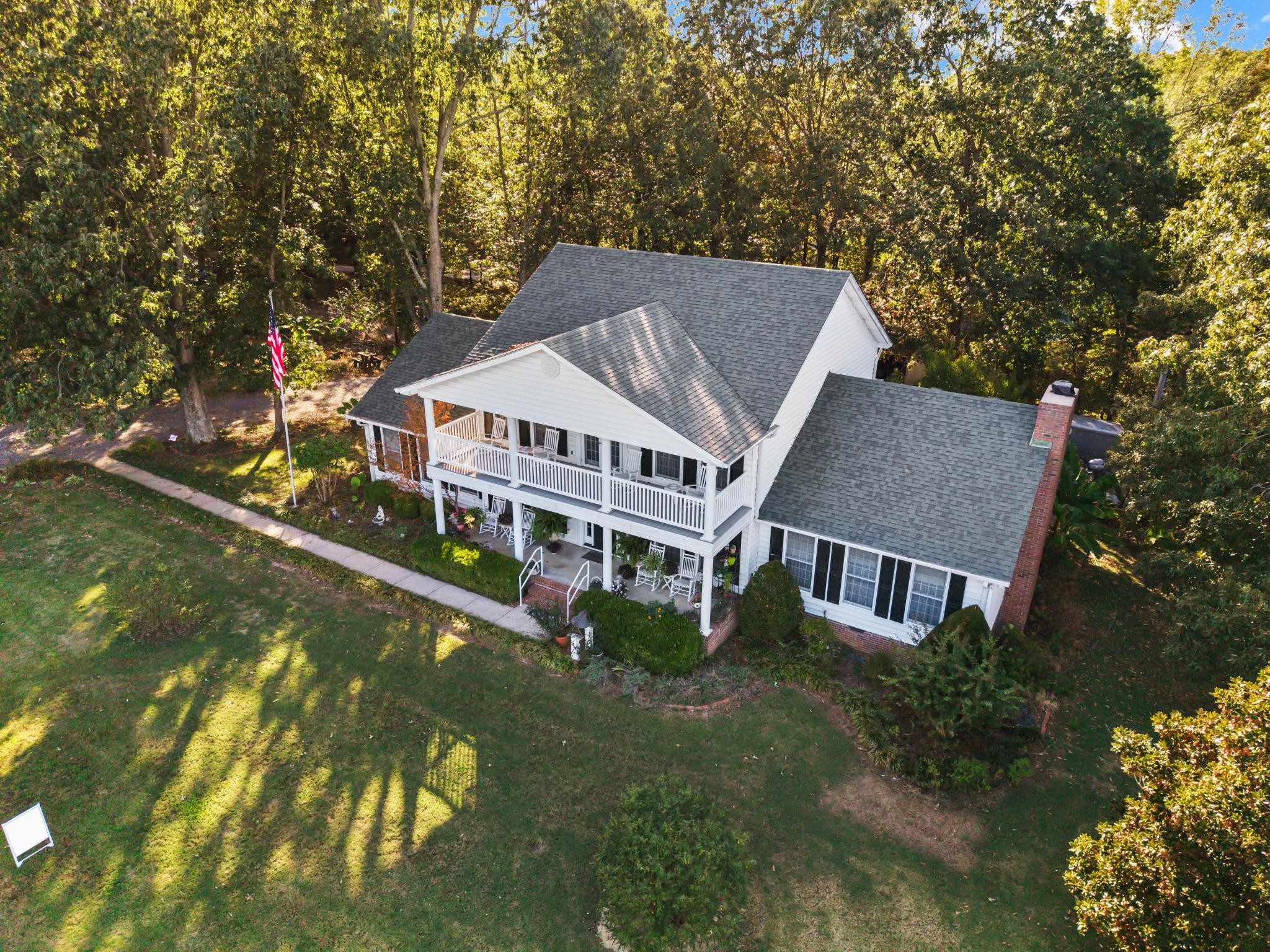 225 Blue Springs Blvd