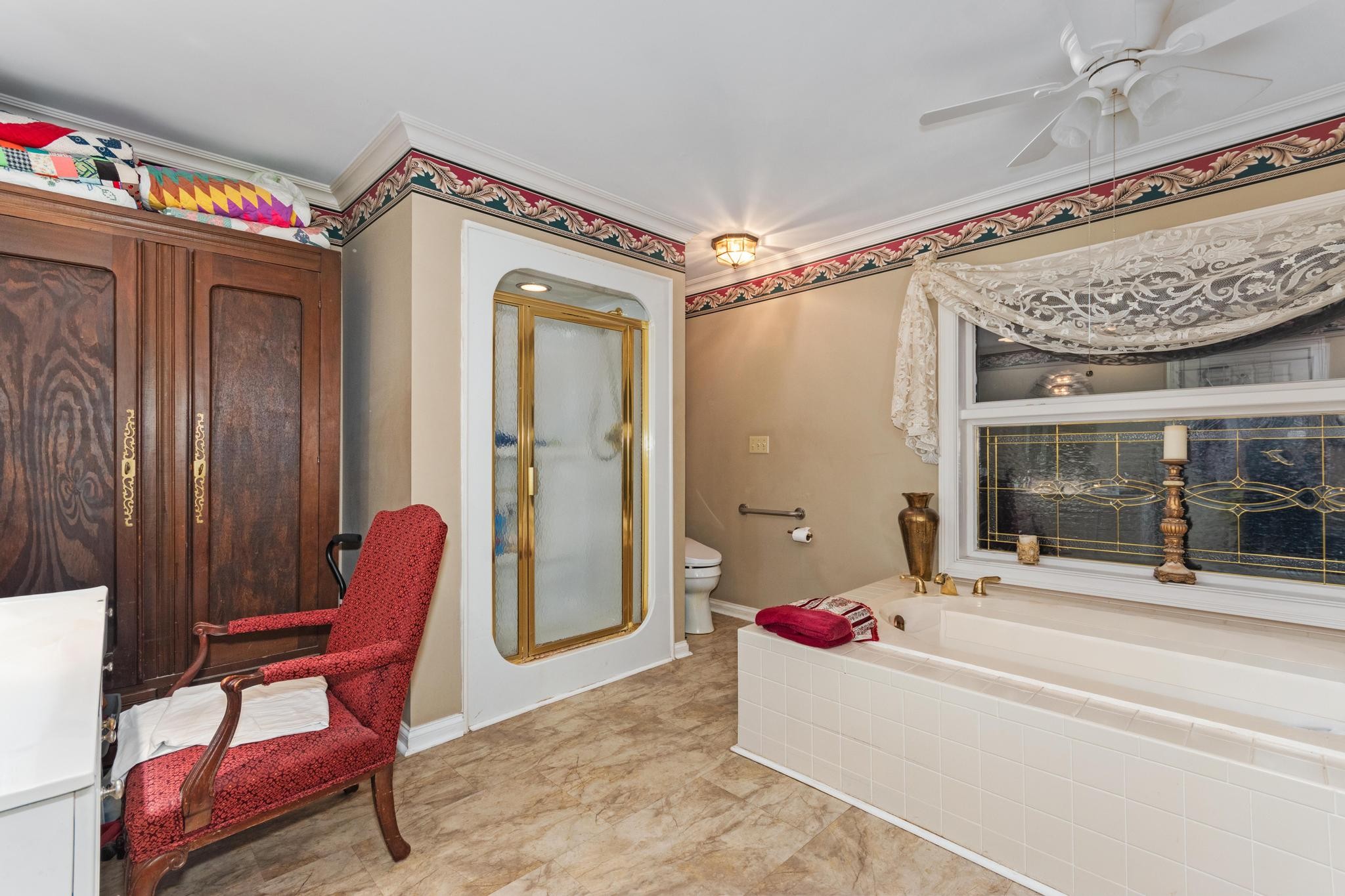 225 Blue Springs Blvd Property Photo 17