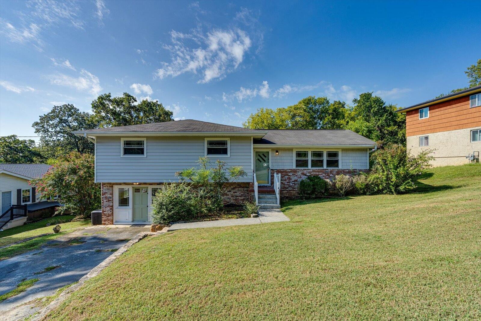 416 Marlow Drive Property Photo 1