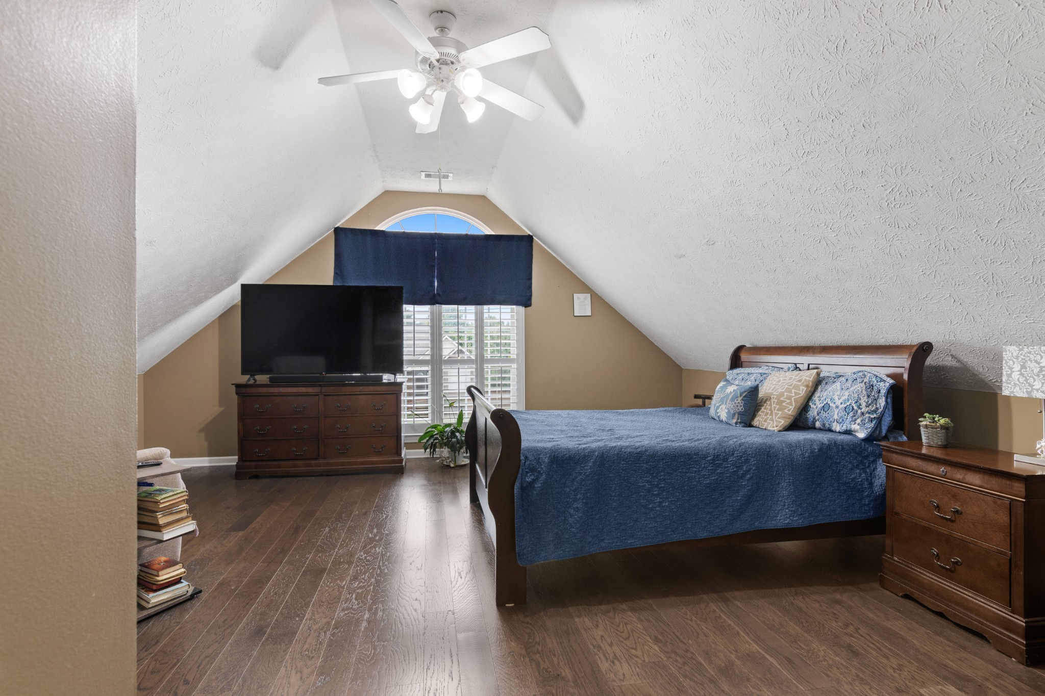 125 Cherokee Dr Property Photo 23