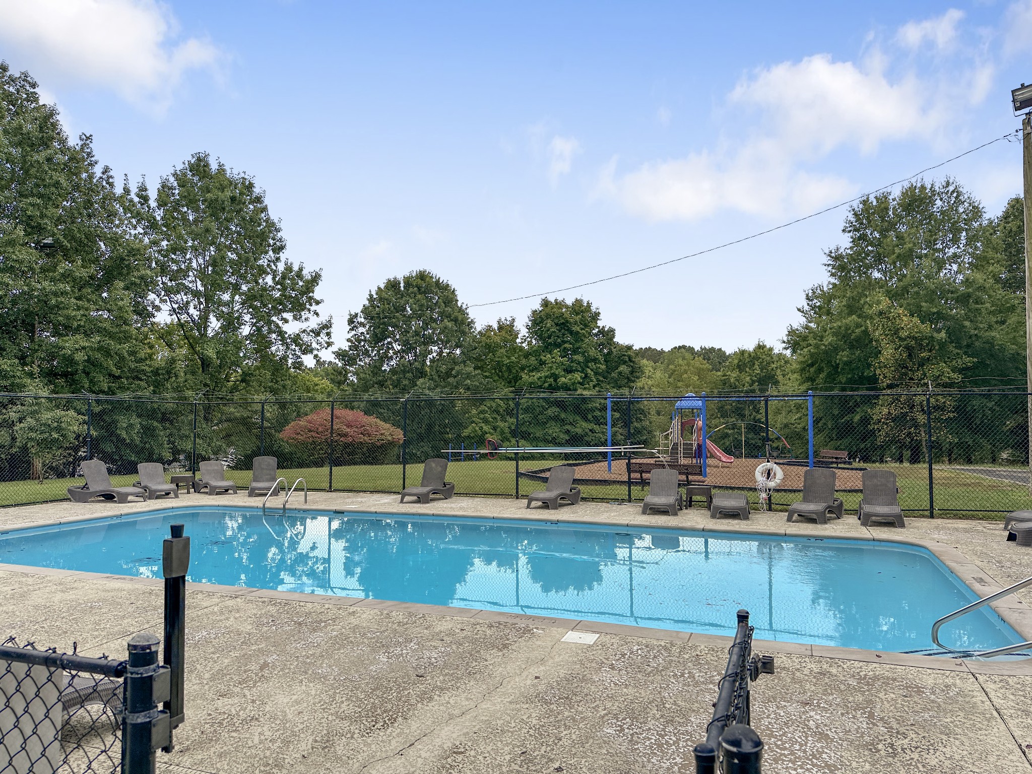 125 Cherokee Dr Property Photo 34