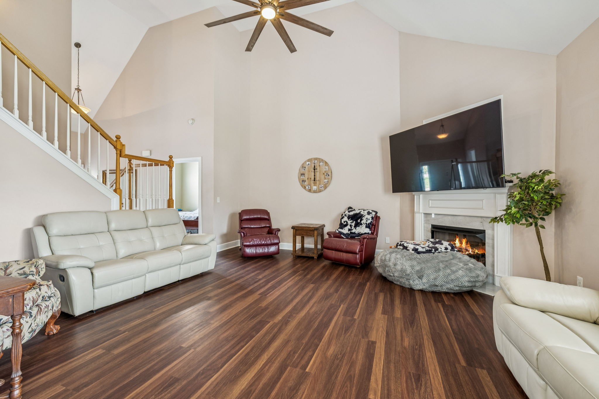 5024 Republic Ave Property Photo 5