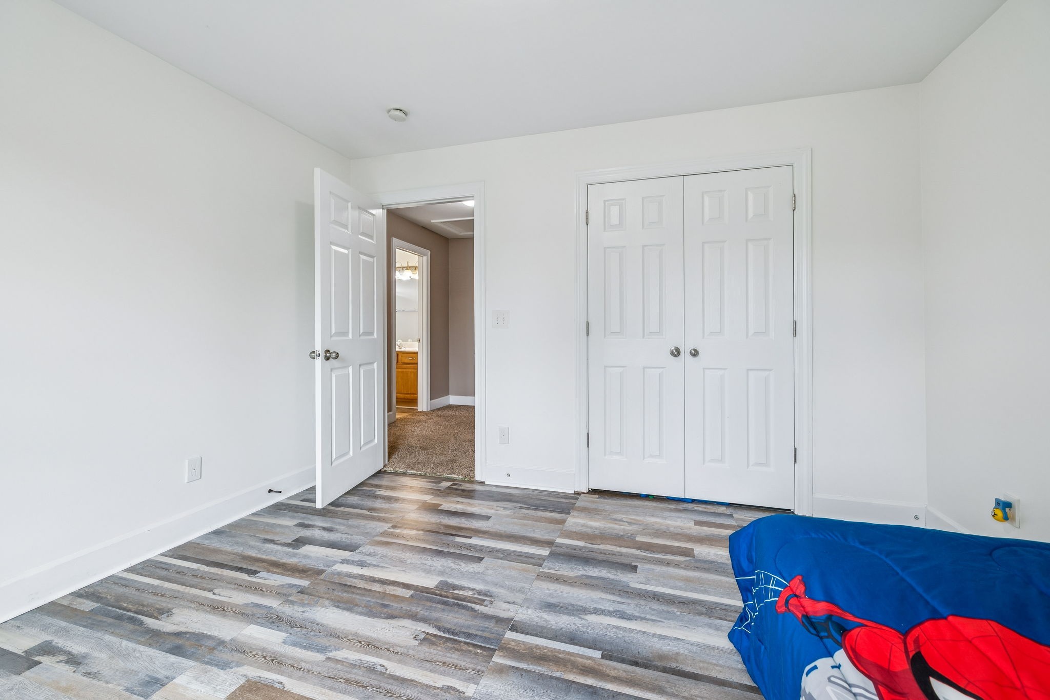 5024 Republic Ave Property Photo 18