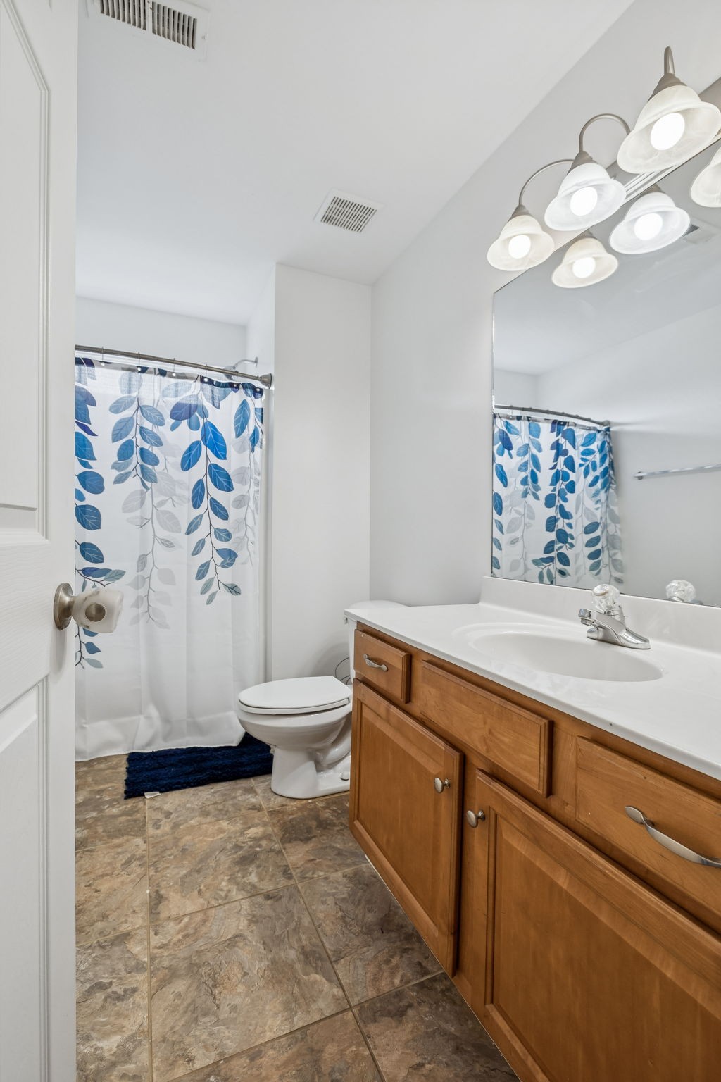 5024 Republic Ave Property Photo 19