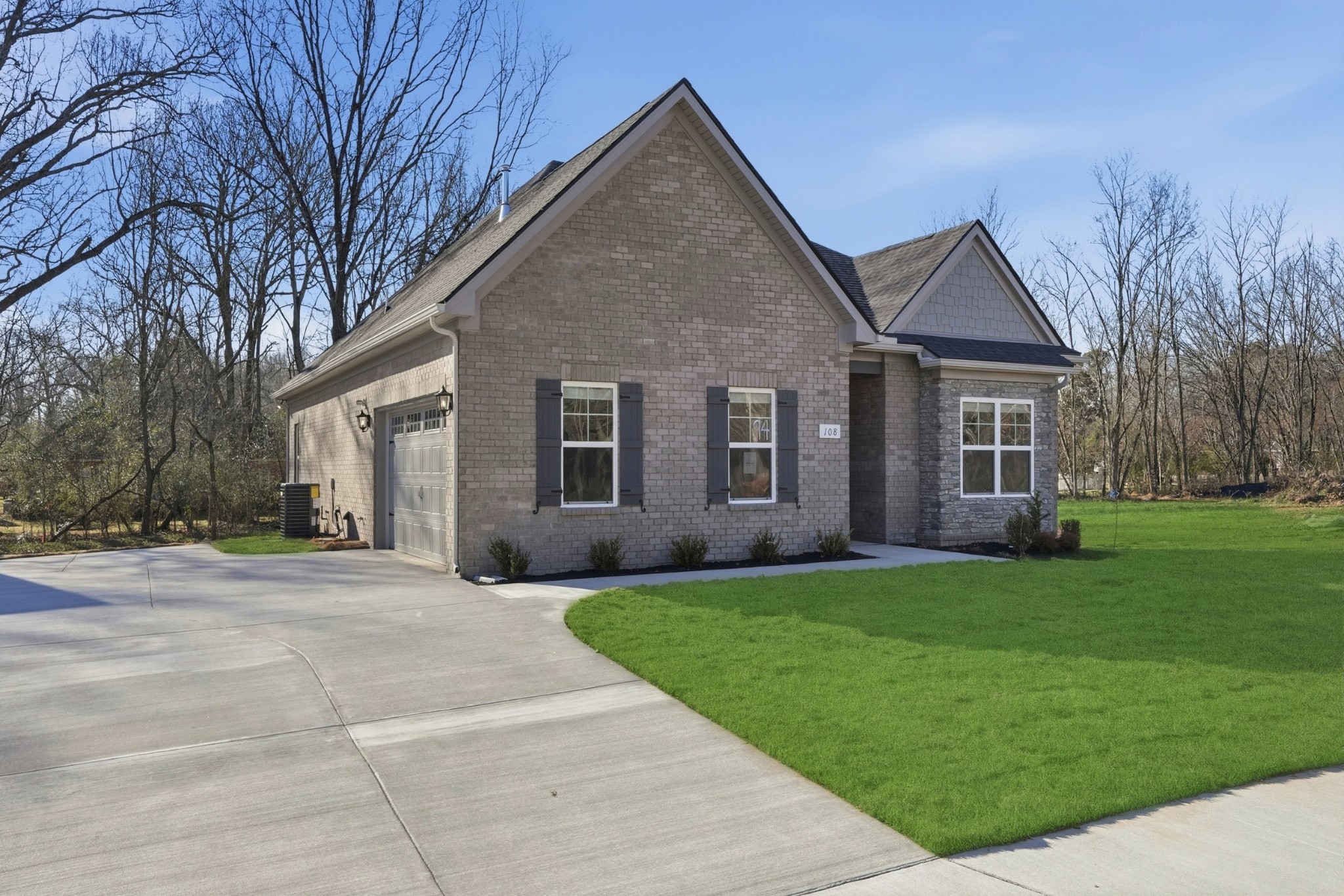 108 Sagewood Drive Property Photo 1