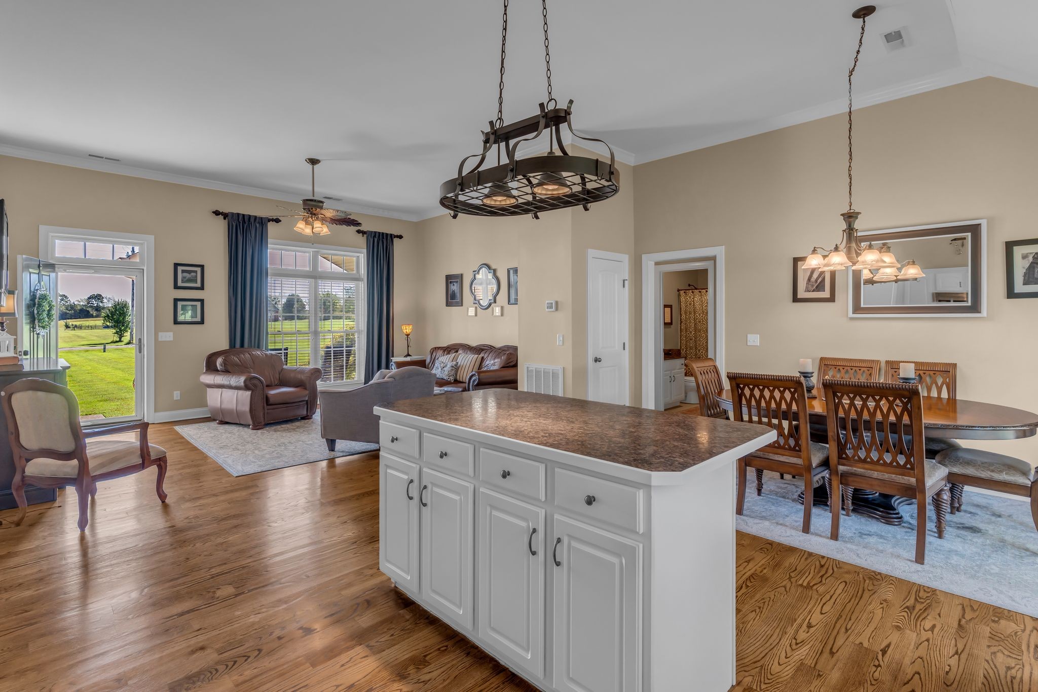 1688 Porter Rd Property Photo 10