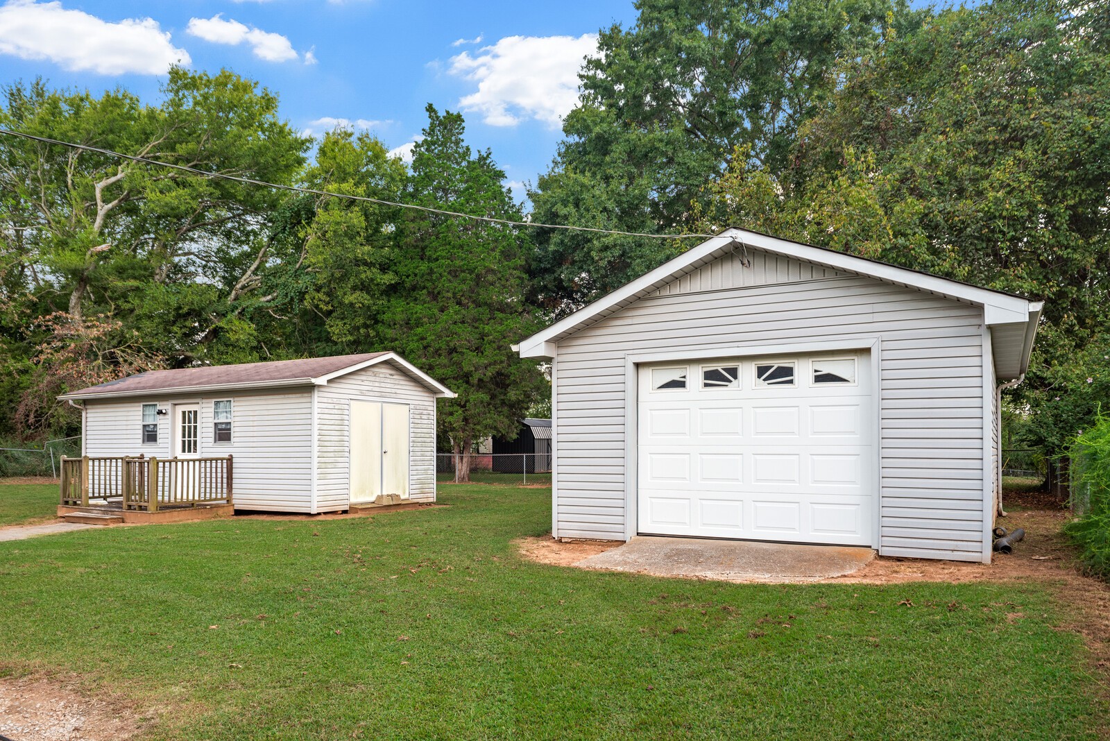 140 Lakeside Dr Property Photo 18