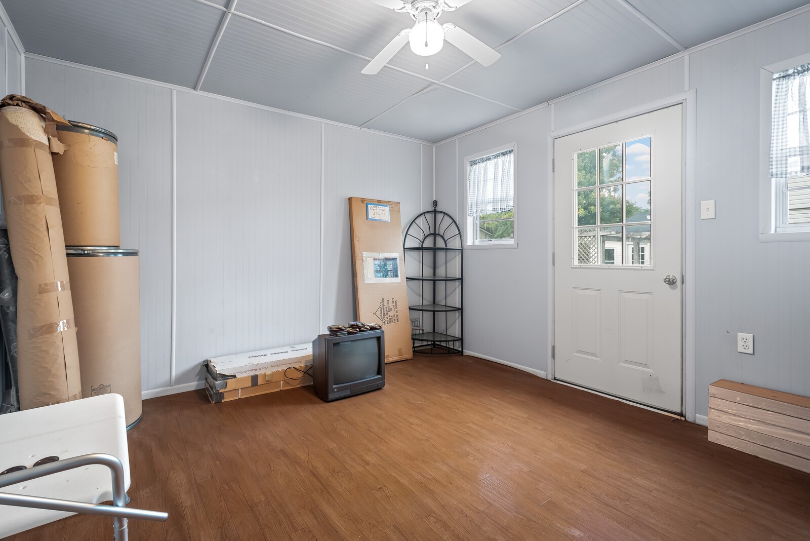 140 Lakeside Dr Property Photo 26