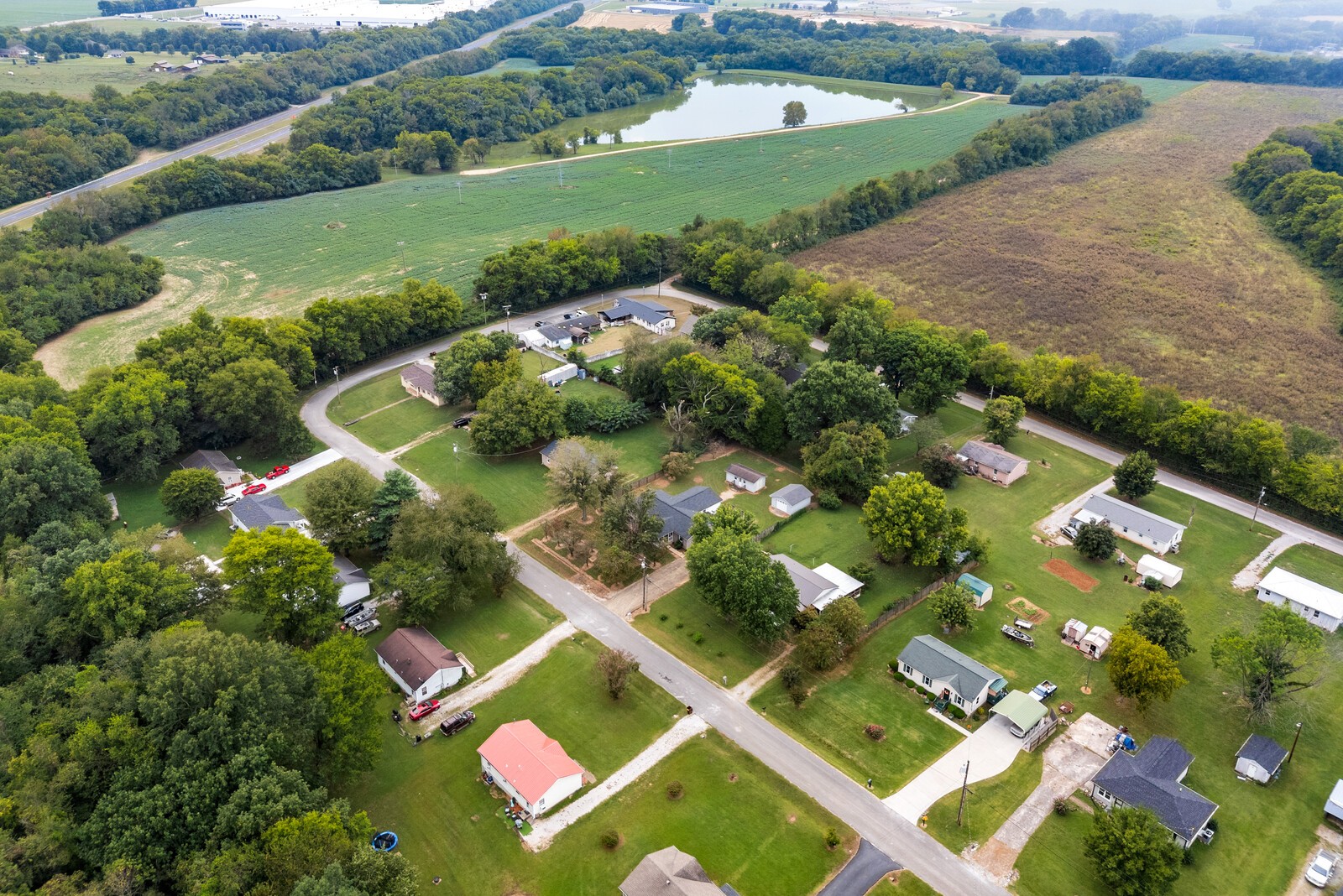 140 Lakeside Dr Property Photo 32