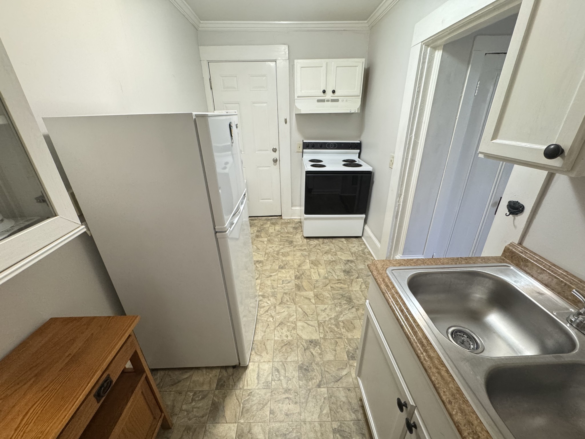 226 N Highland Ave Property Photo 6