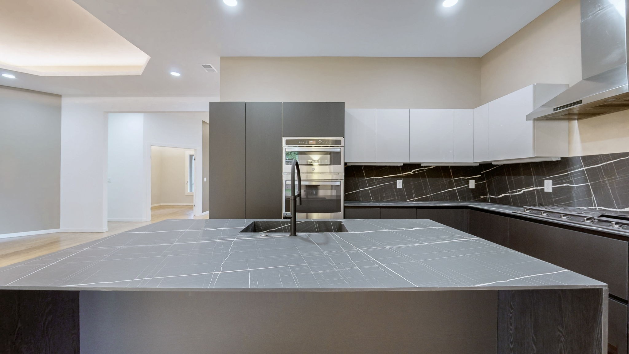 2836 Pedigo Pl Property Photo 8