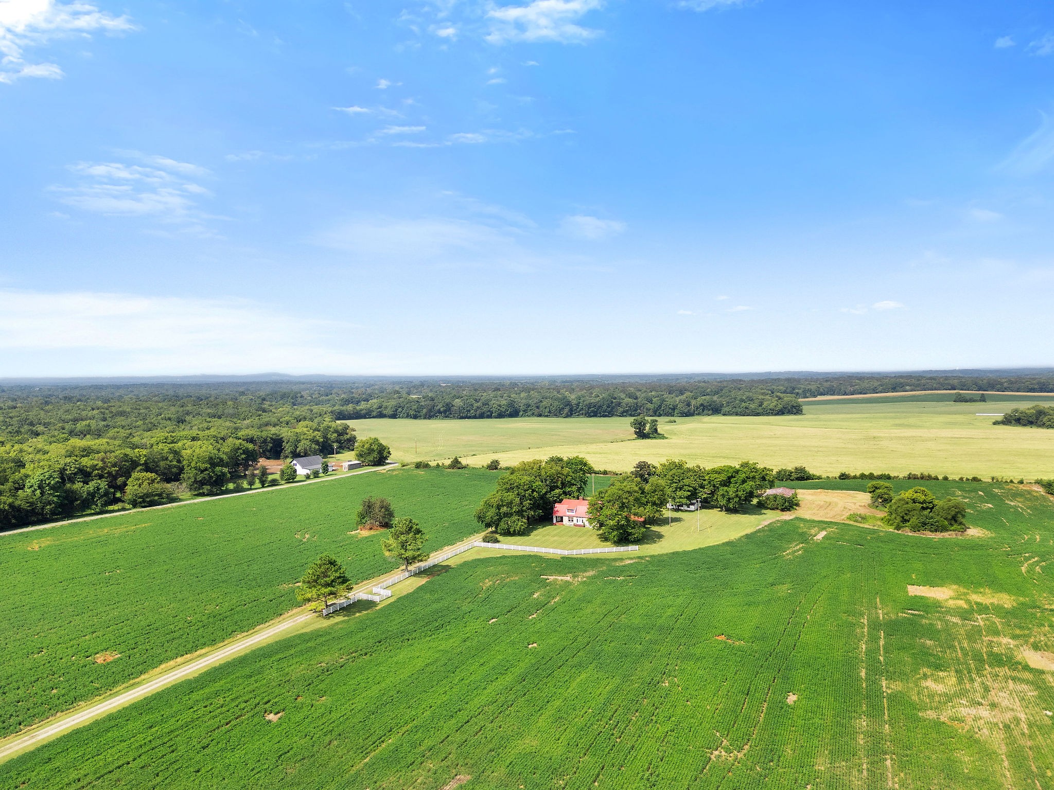 3600 Nashville Hwy Property Photo 1