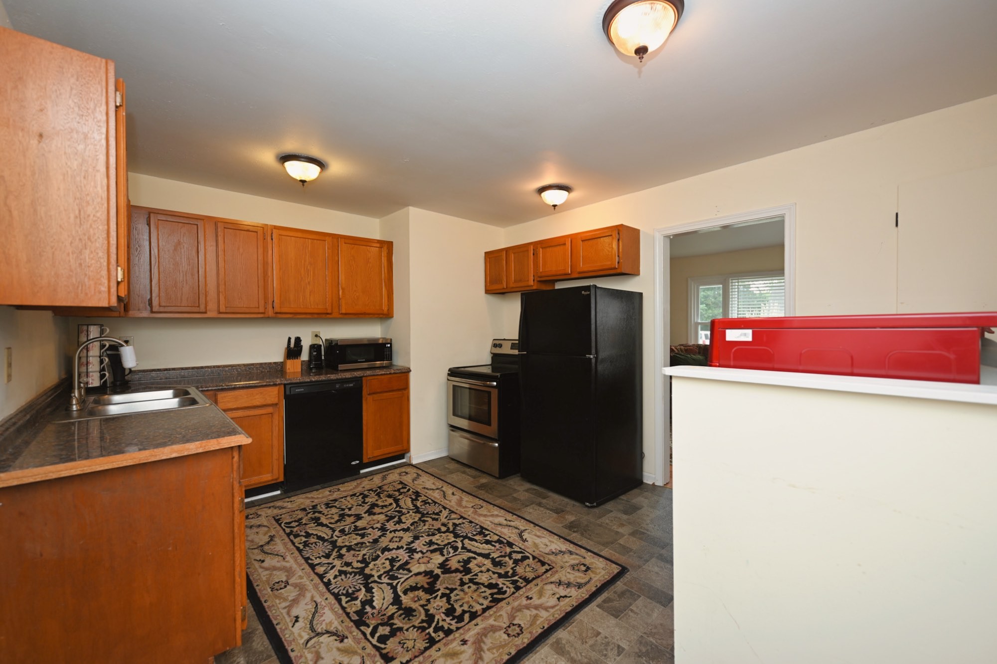 212 Nokes Dr Property Photo 11