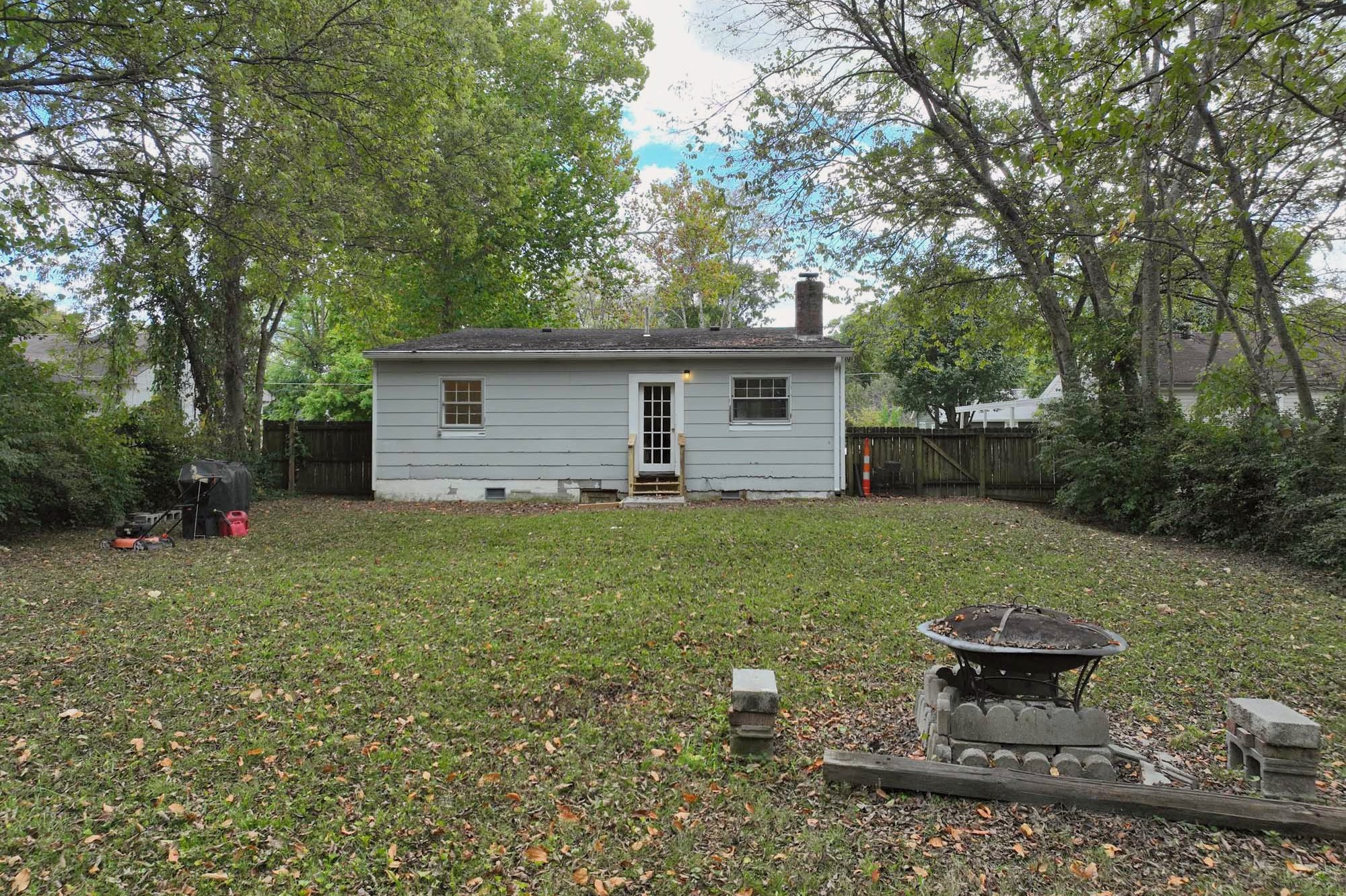 212 Nokes Dr Property Photo 28