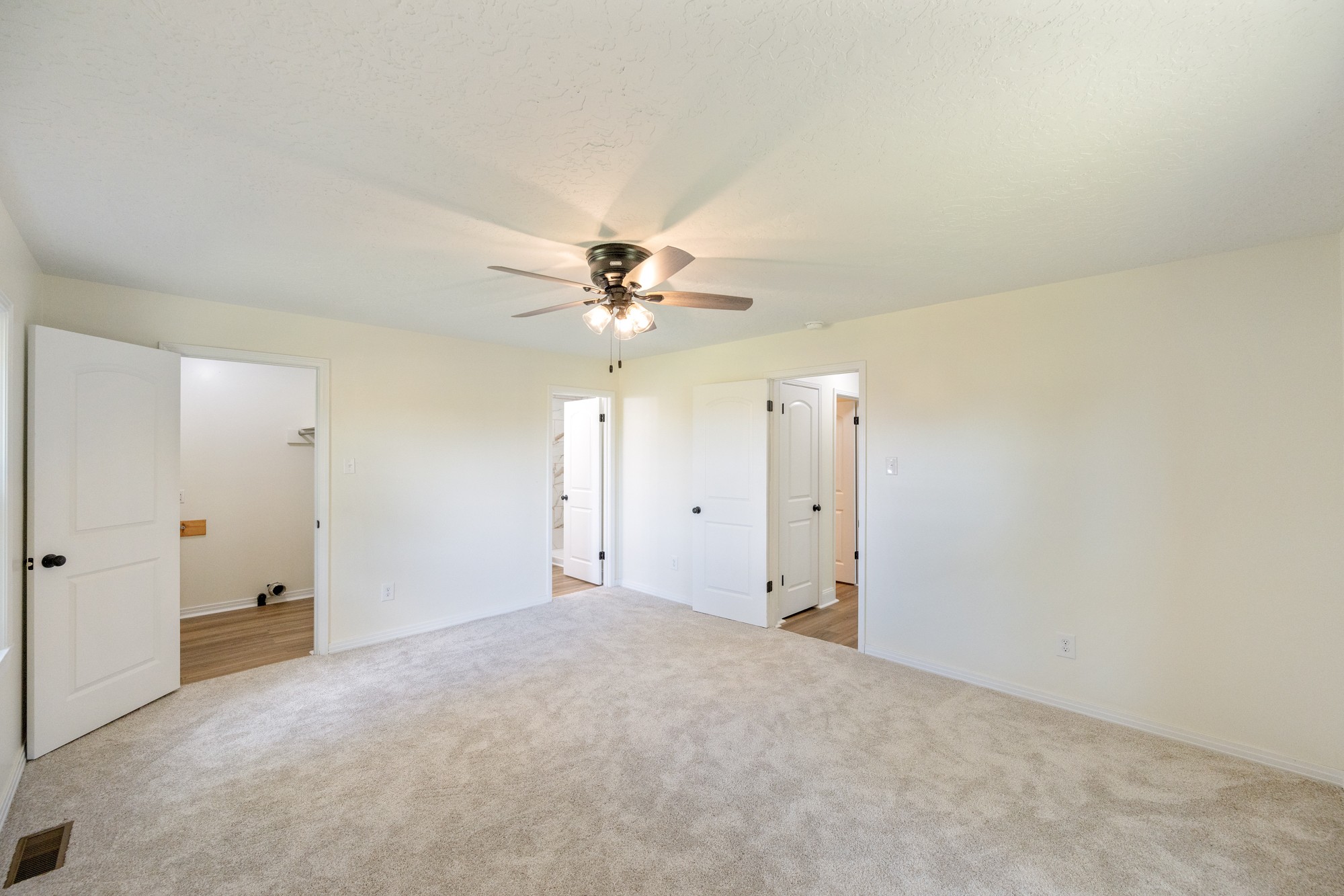 6920 Highway 192 Property Photo 28