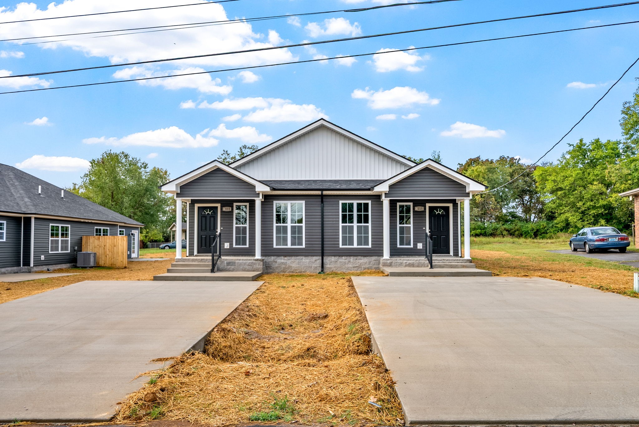 115 Holley St Property Photo 1