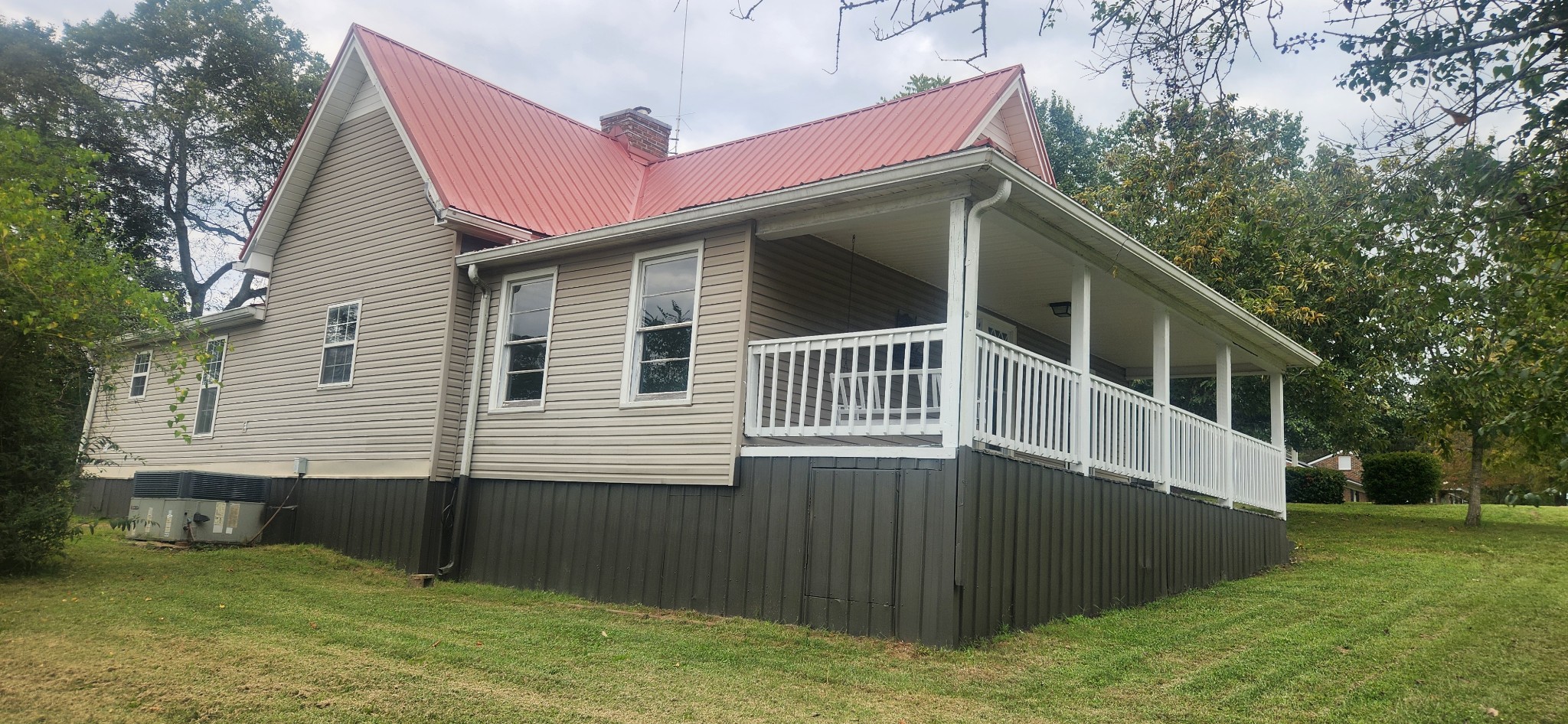 126 W End Ave Property Photo 3