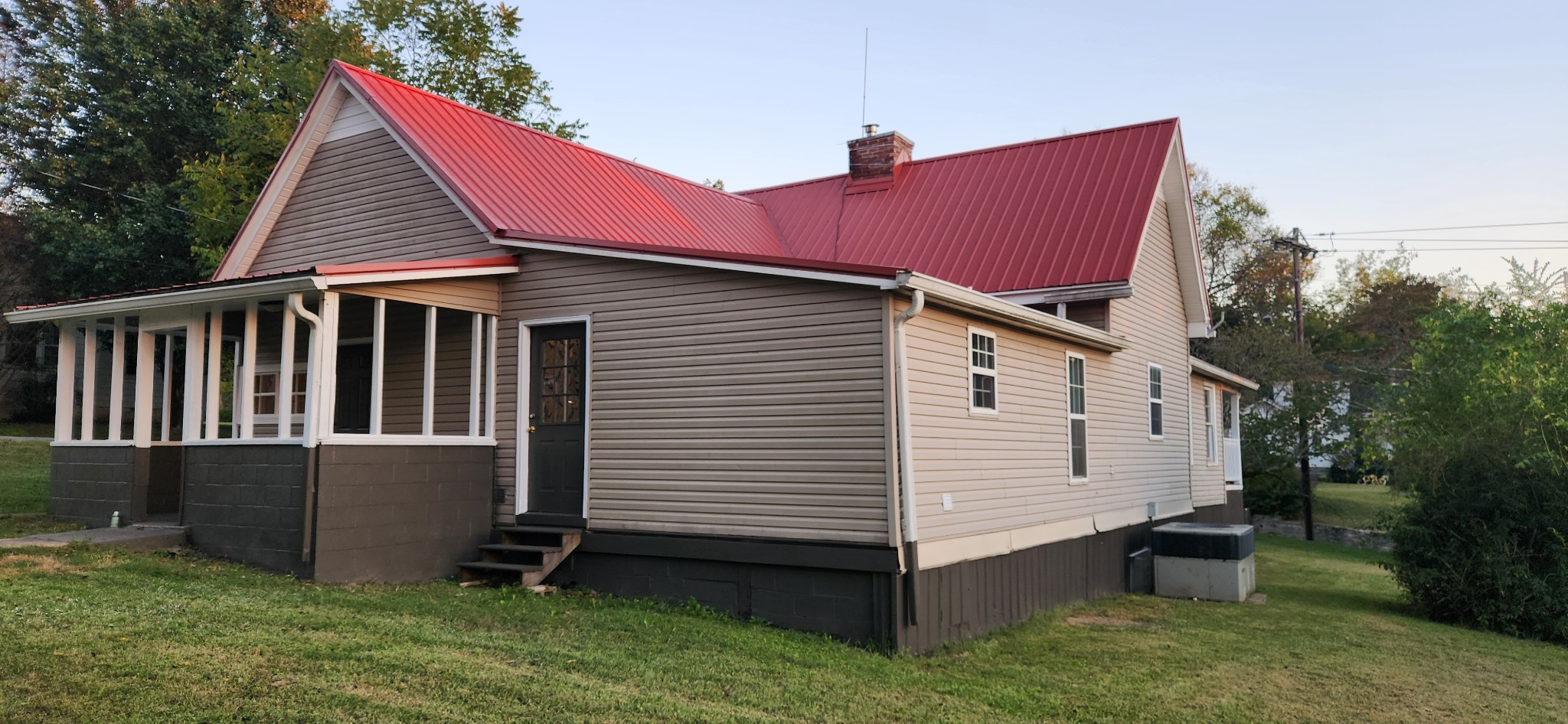 126 W End Ave Property Photo 4