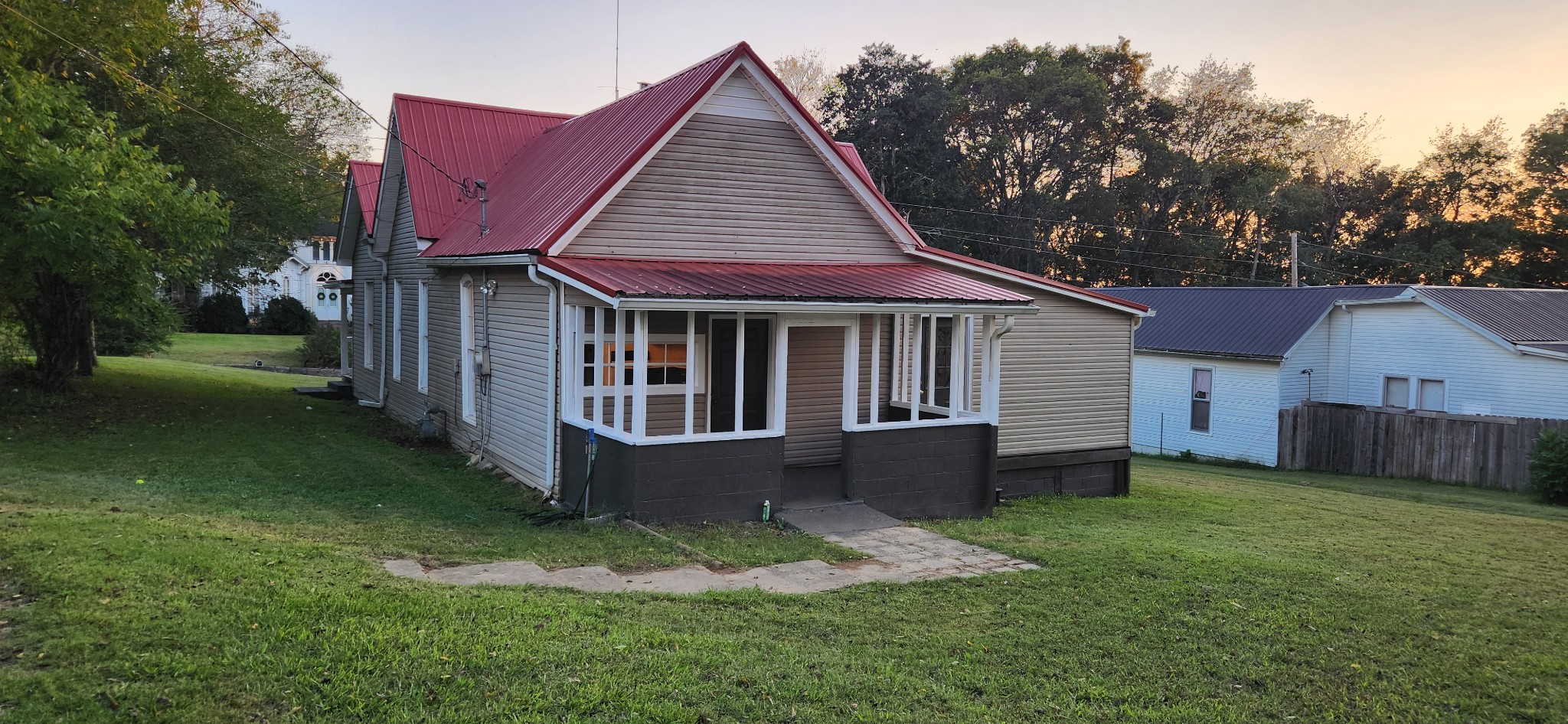 126 W End Ave Property Photo 5