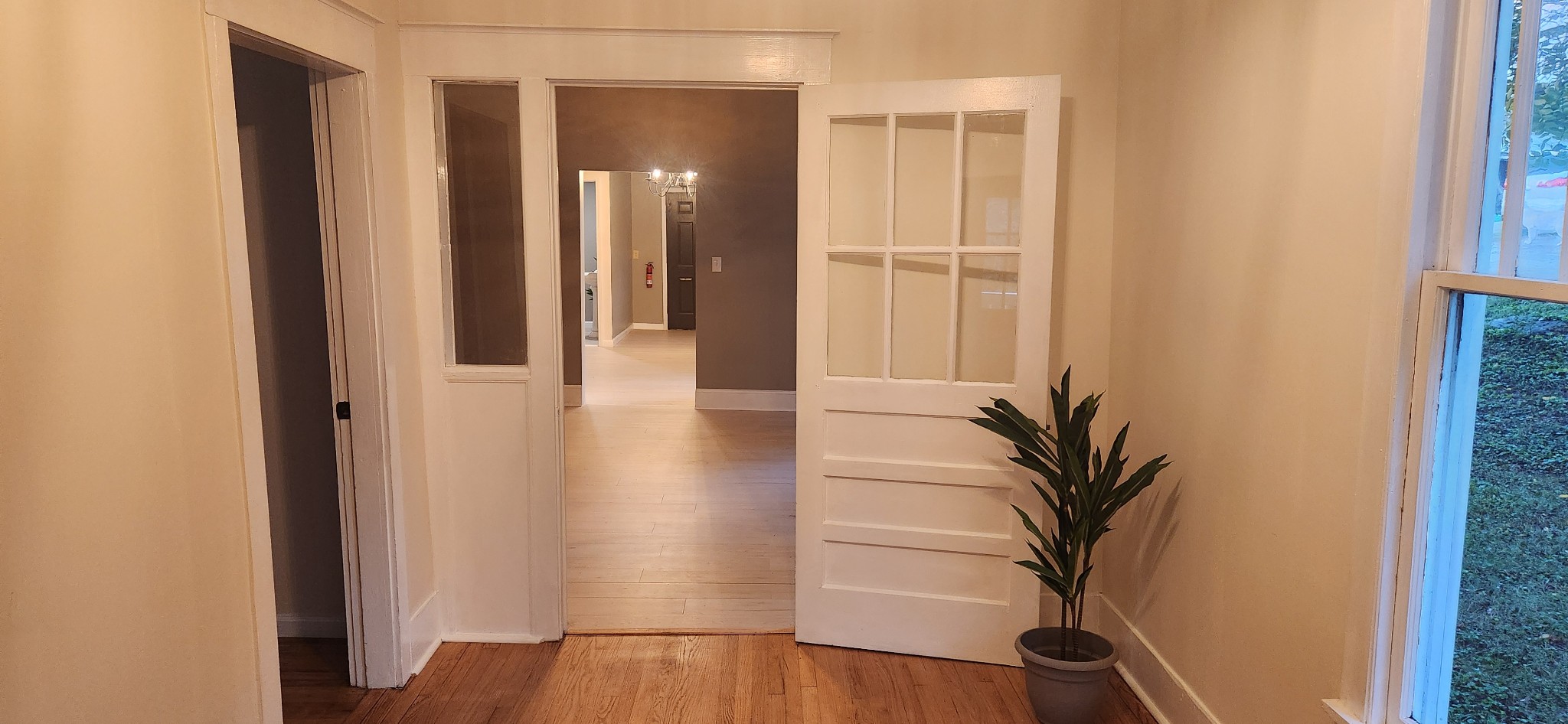 126 W End Ave Property Photo 9