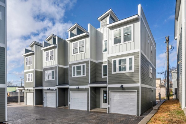 4910 Delaware Ave Property Photo 1