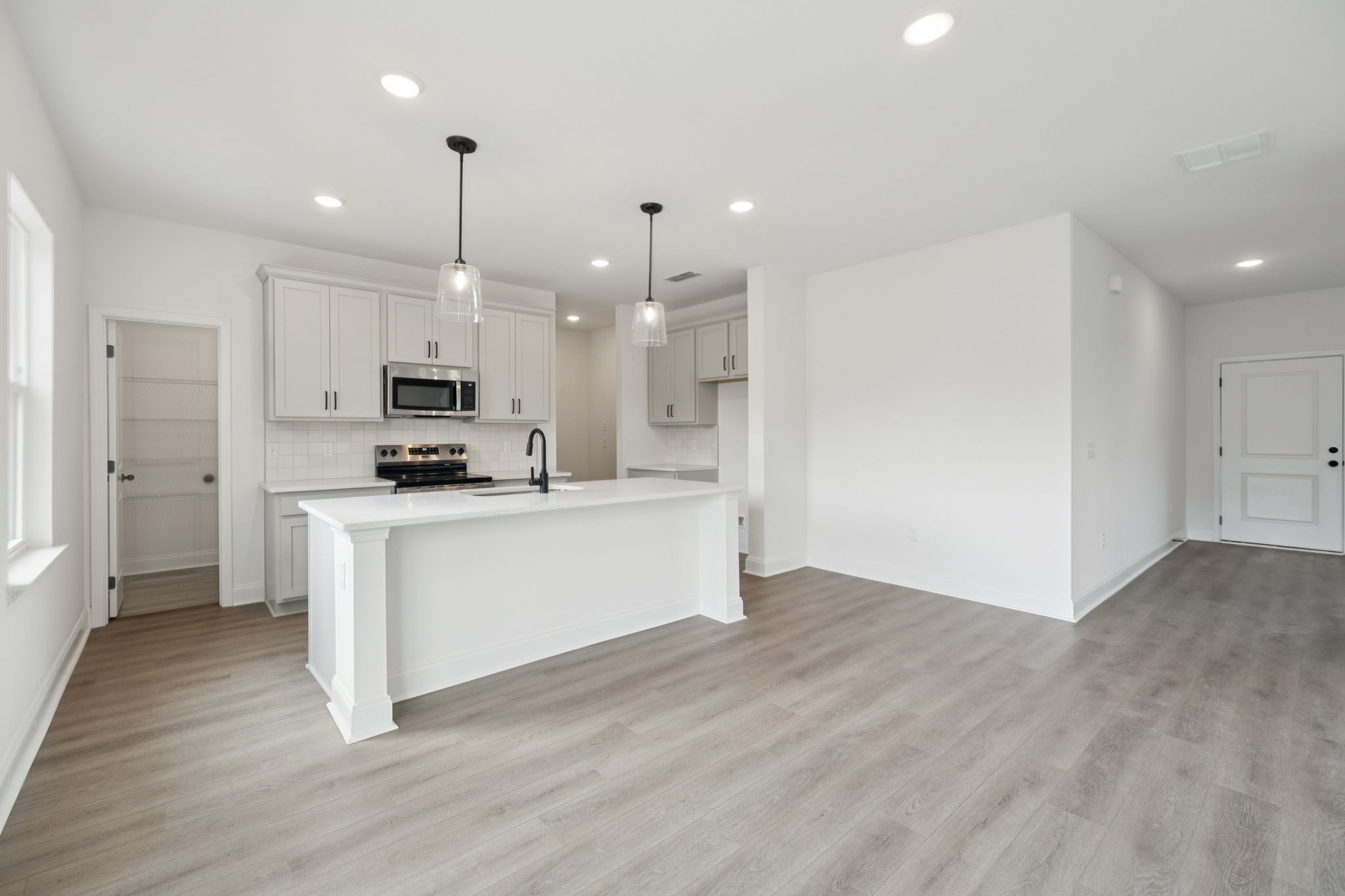 116 Dahlia Dr Property Photo 11