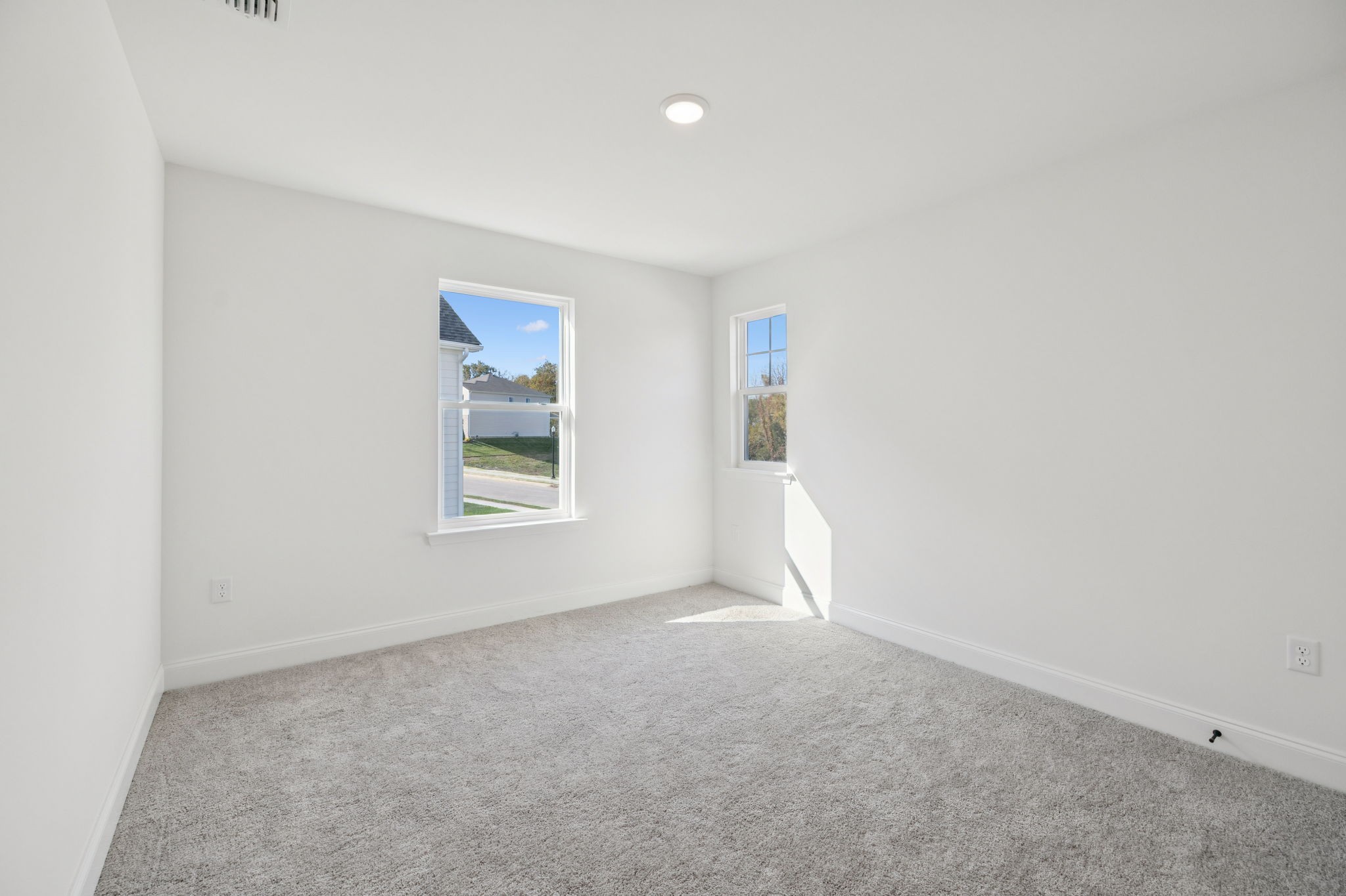 116 Dahlia Dr Property Photo 23