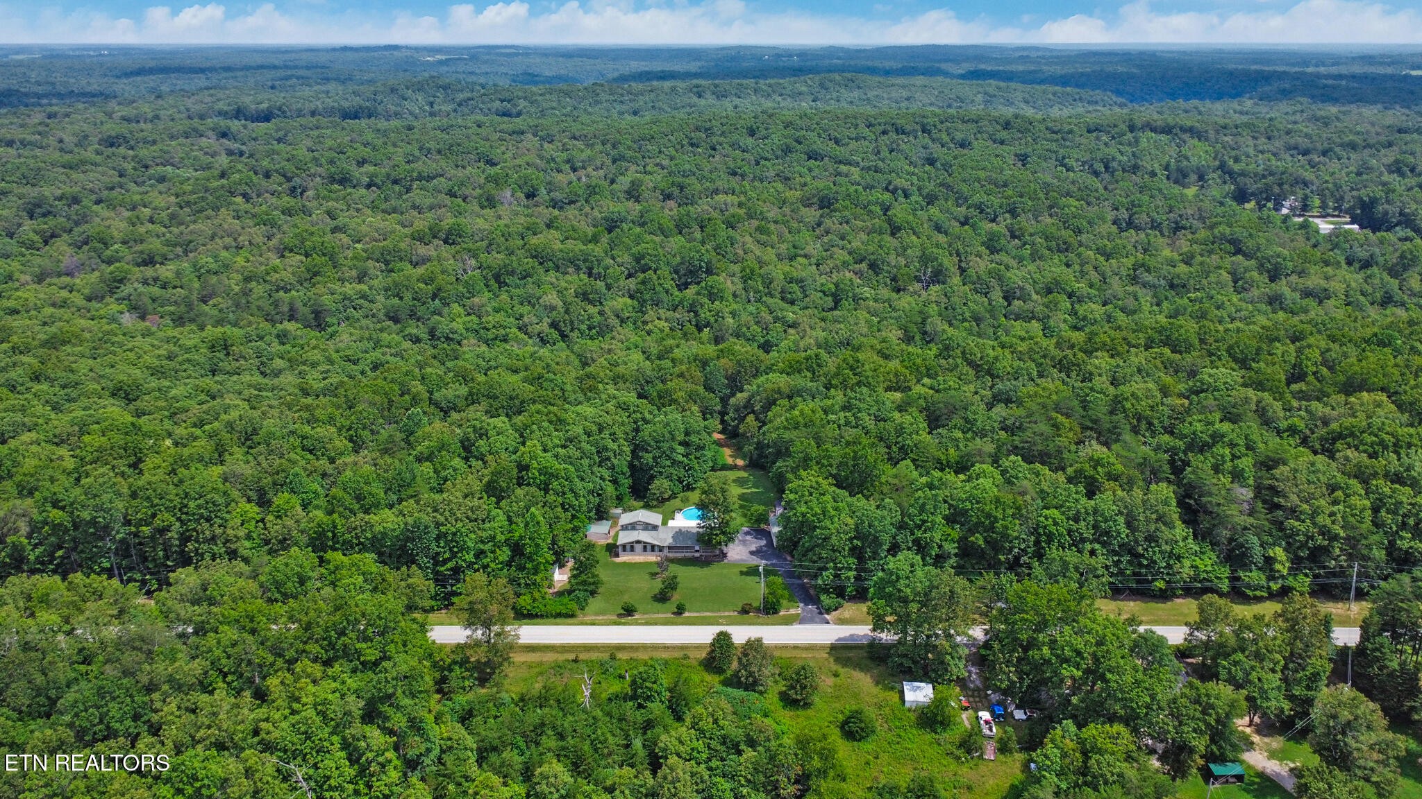 16501 Genesis Rd Property Photo 4