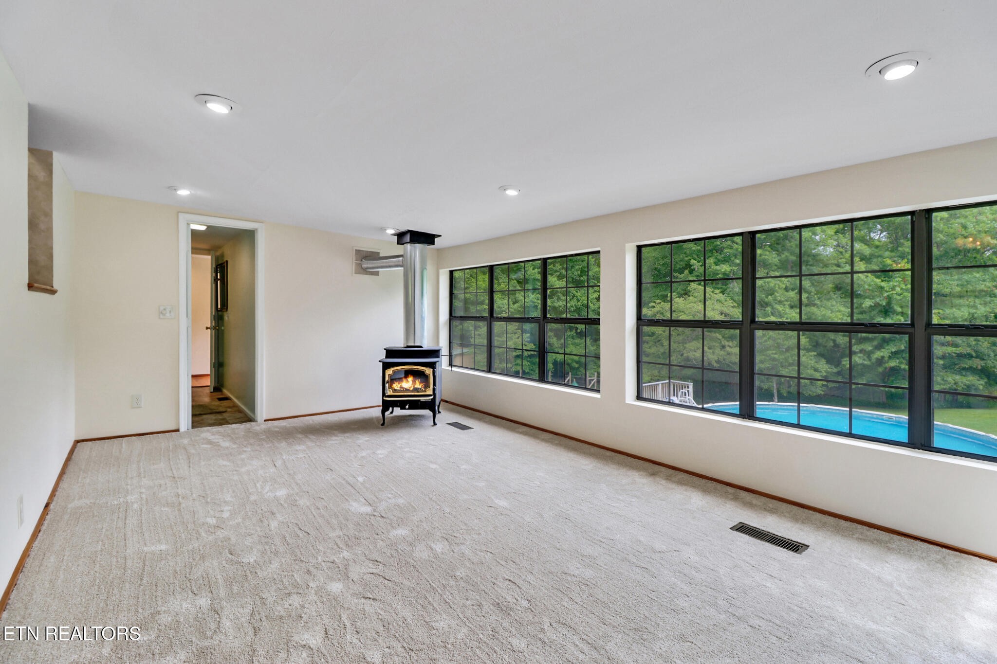 16501 Genesis Rd Property Photo 28