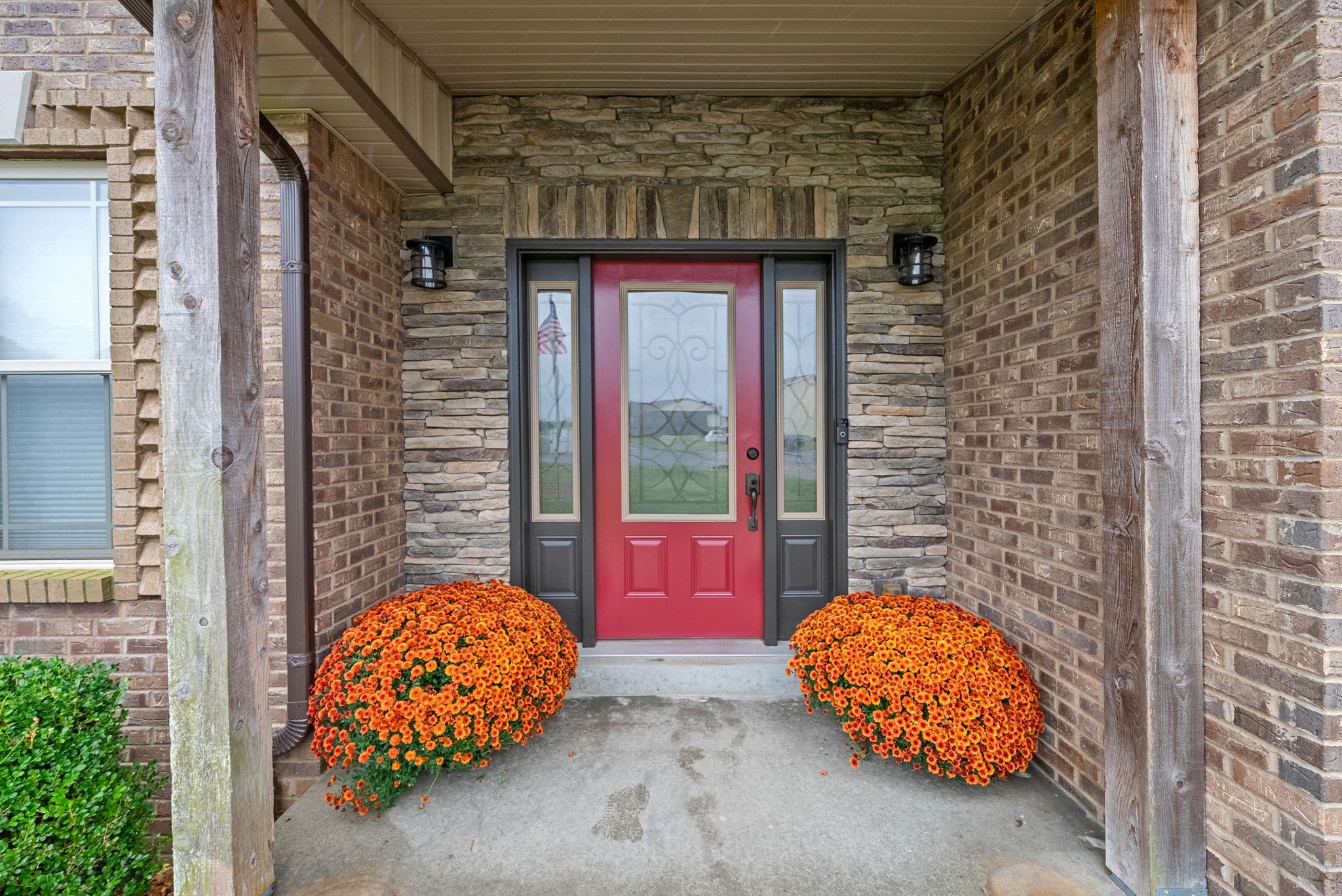 4569 Grovewood Court Property Photo 4