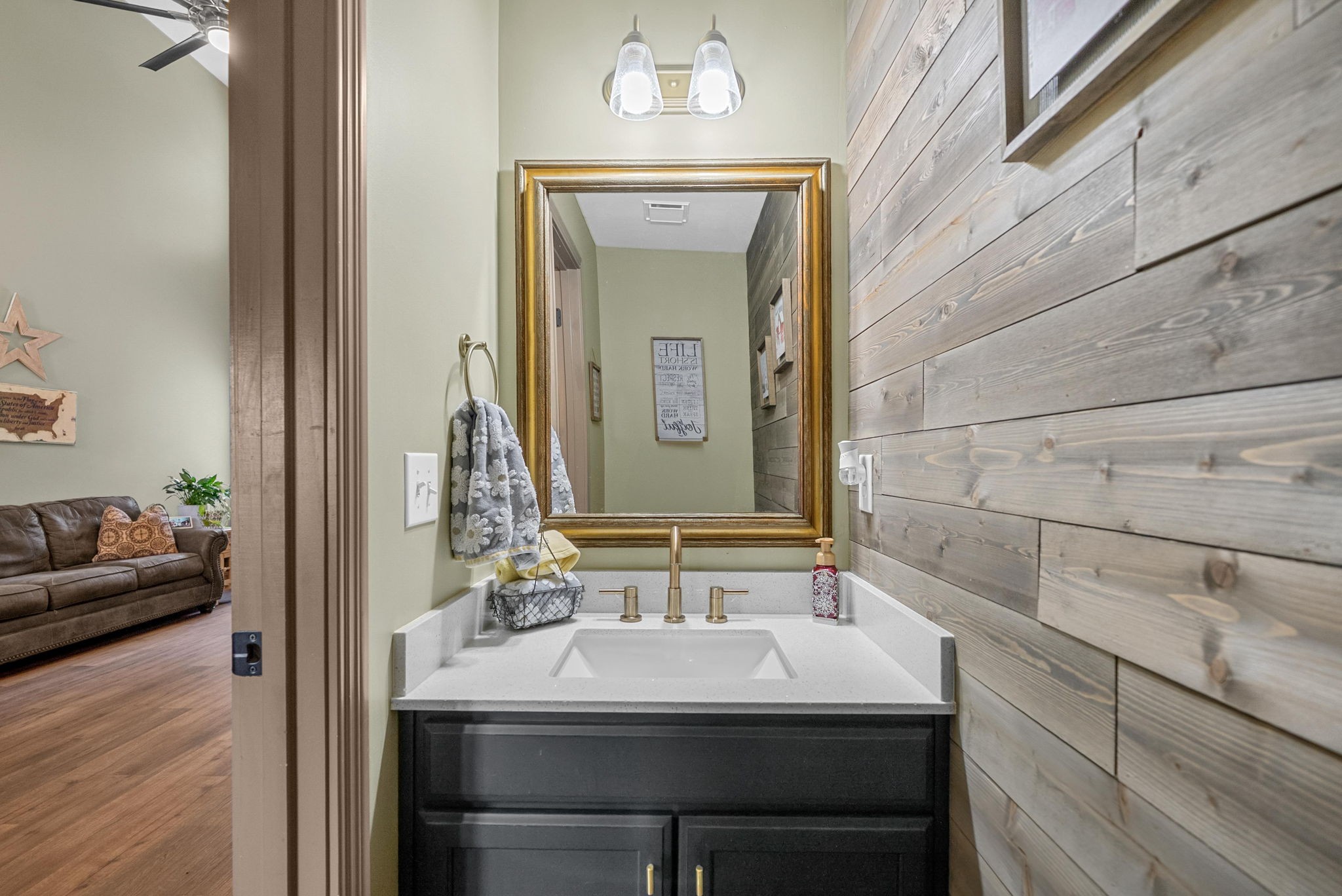 4569 Grovewood Court Property Photo 21