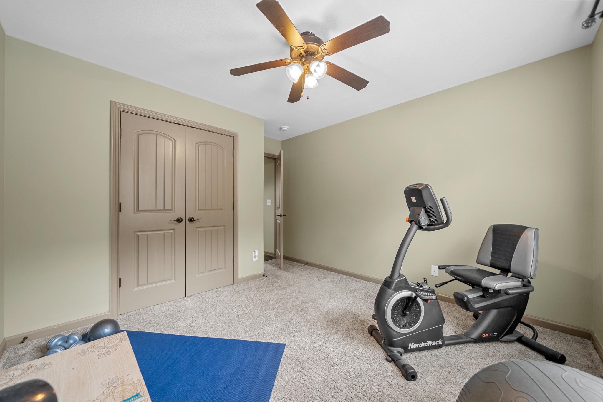 4569 Grovewood Court Property Photo 28