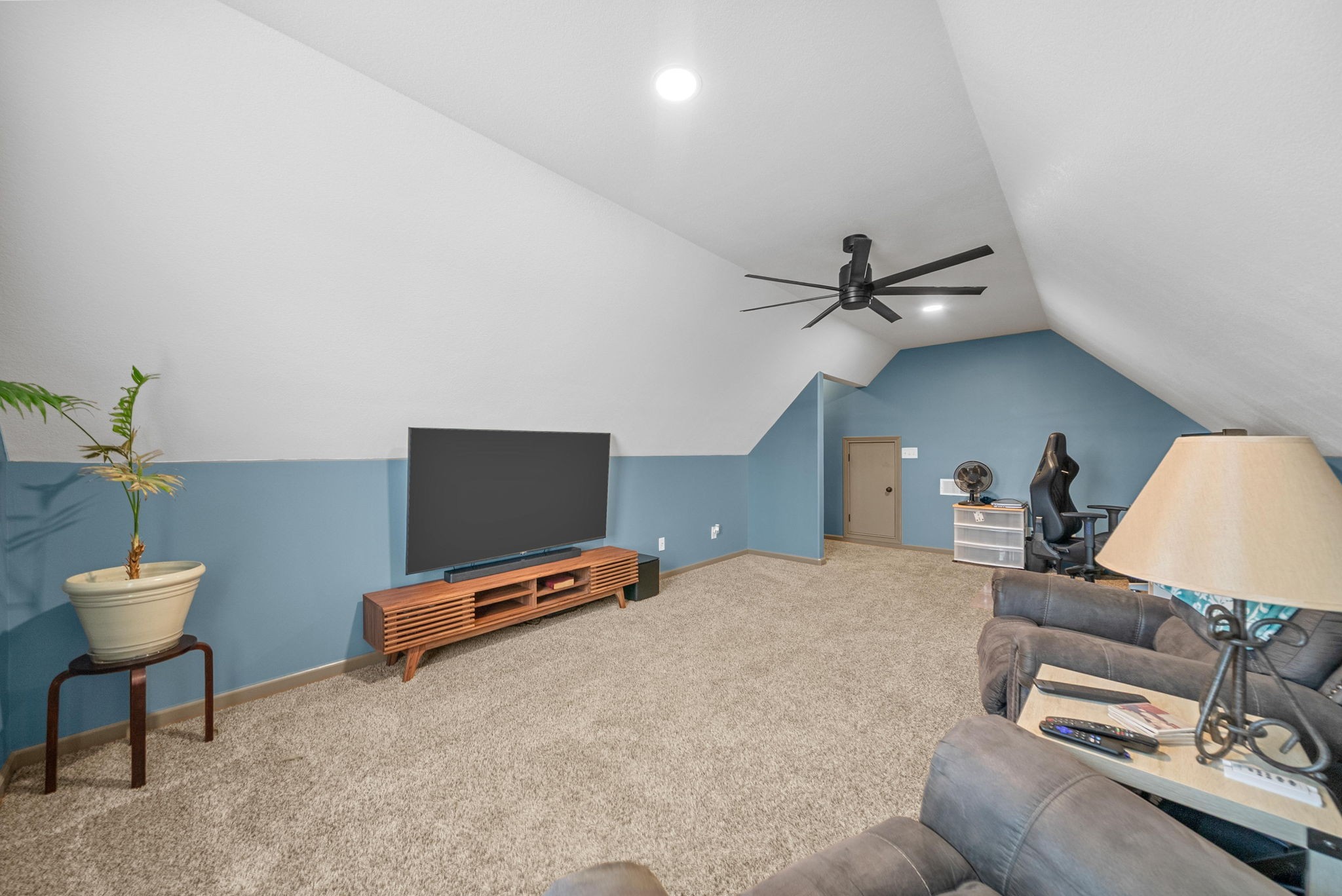 4569 Grovewood Court Property Photo 30