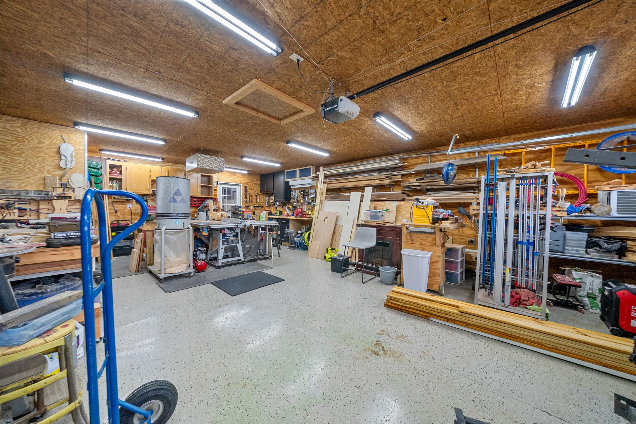 4569 Grovewood Court Property Photo 33