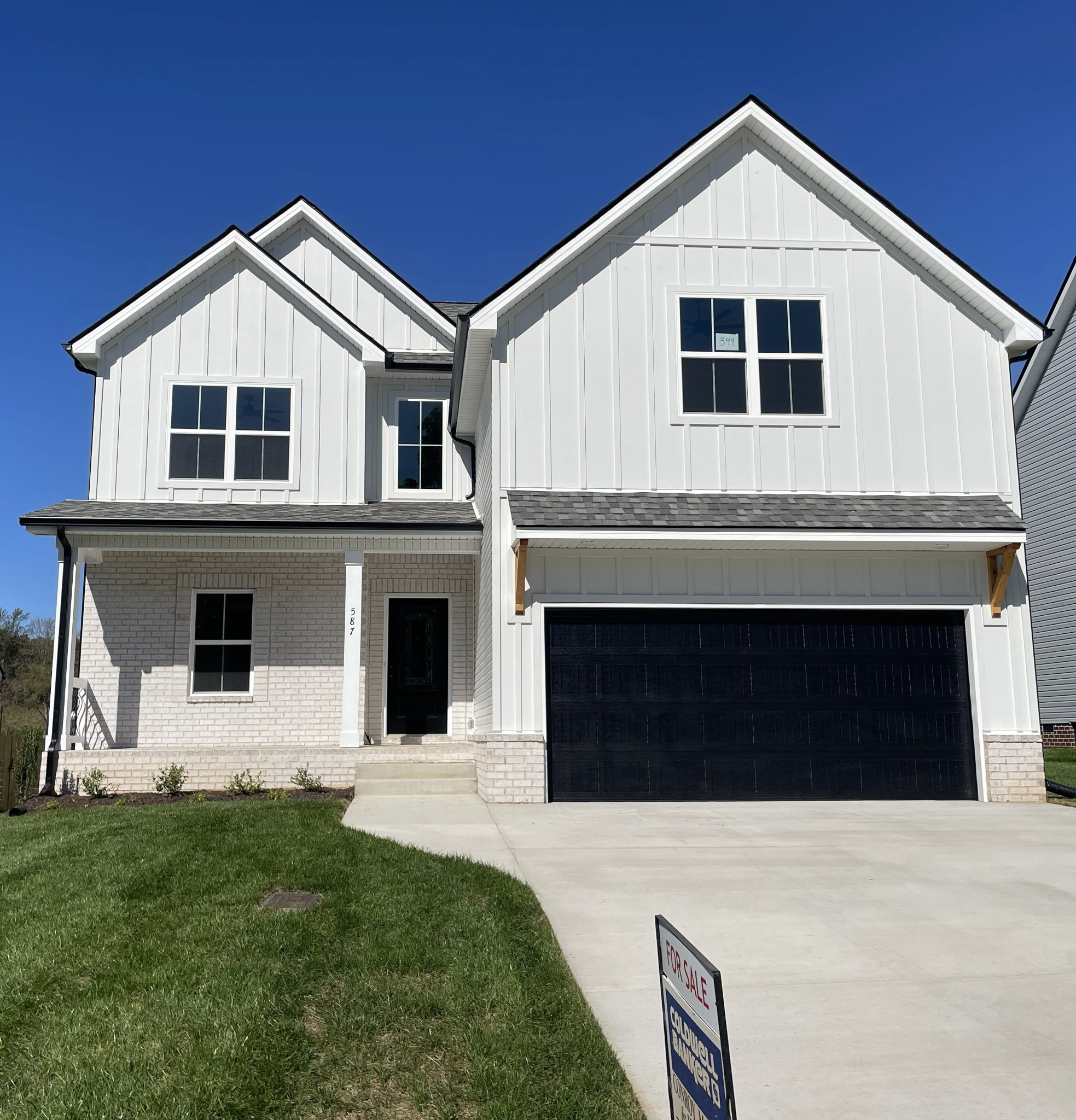 587 Pongracz Way Property Photo 1