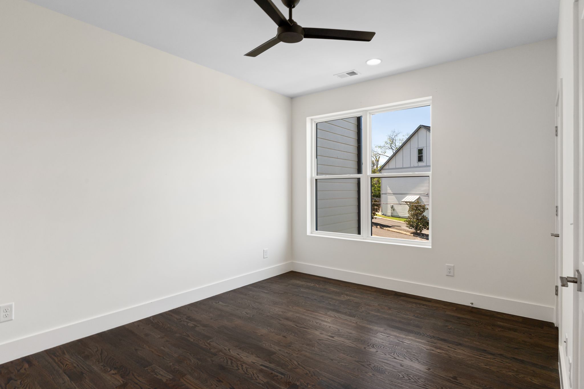 206 Ben Allen Rd Property Photo 29