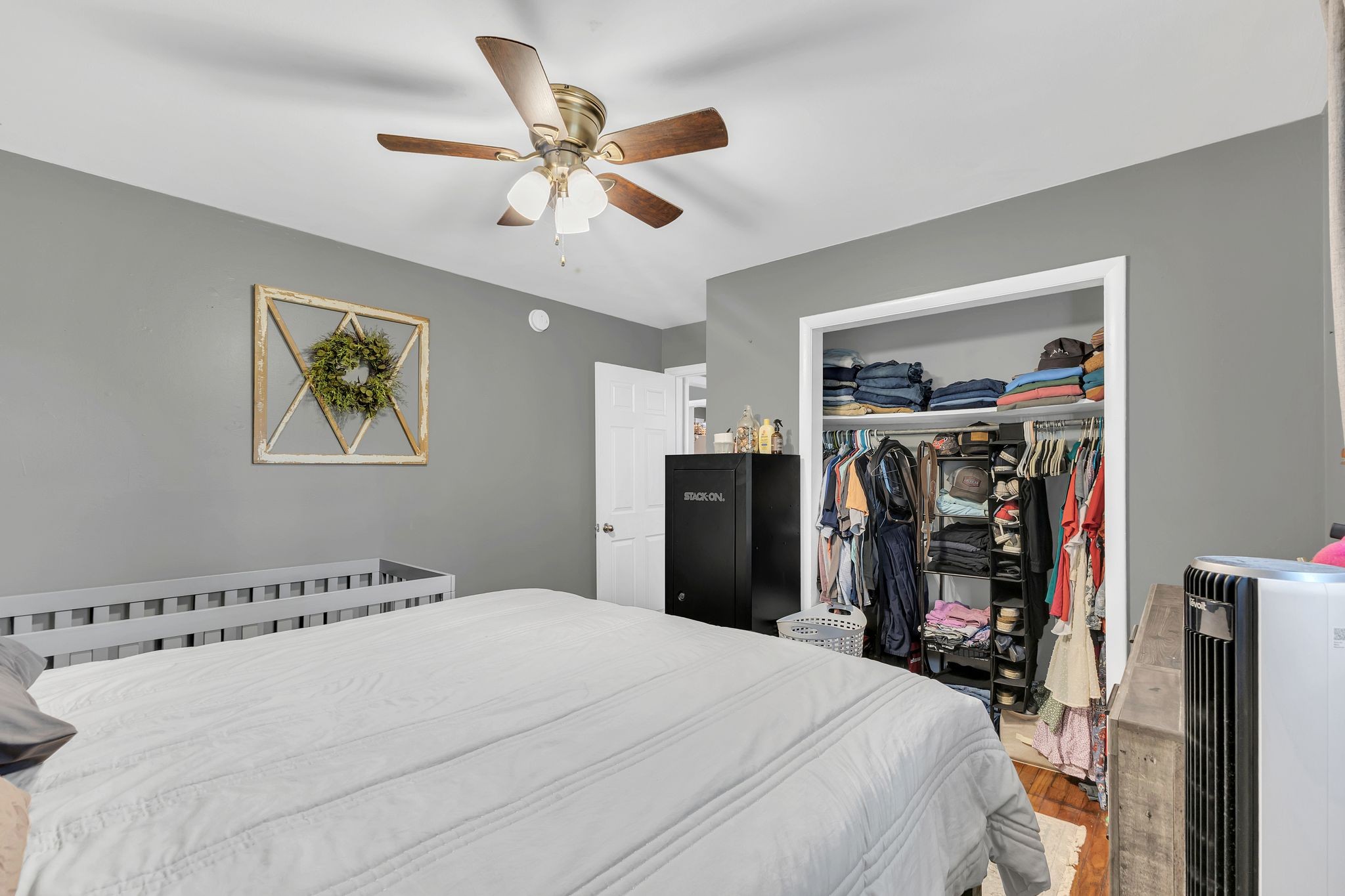 2103 Hillwood Dr Property Photo 11